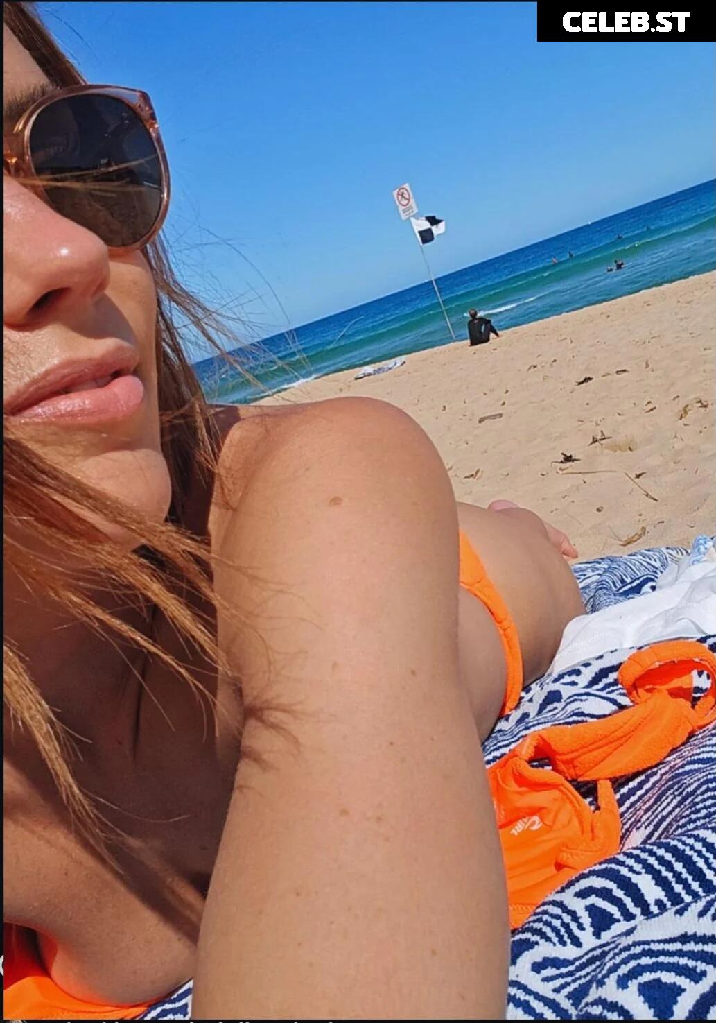 Stephanie Bendixsen / Hex Image 12439586