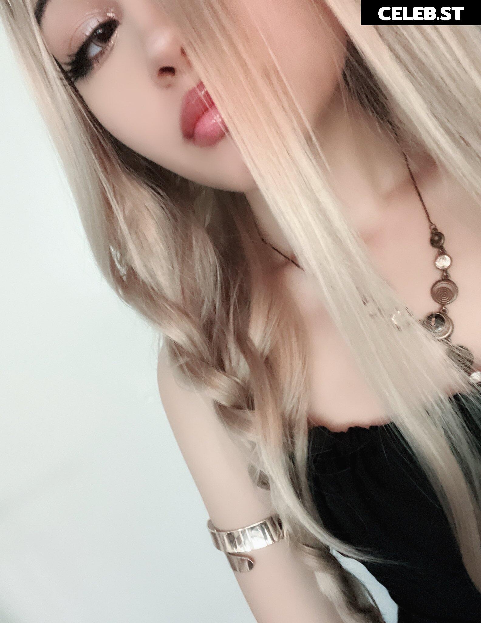 @elfinlei / leila ୨୧ / sunnielei Image 12407498