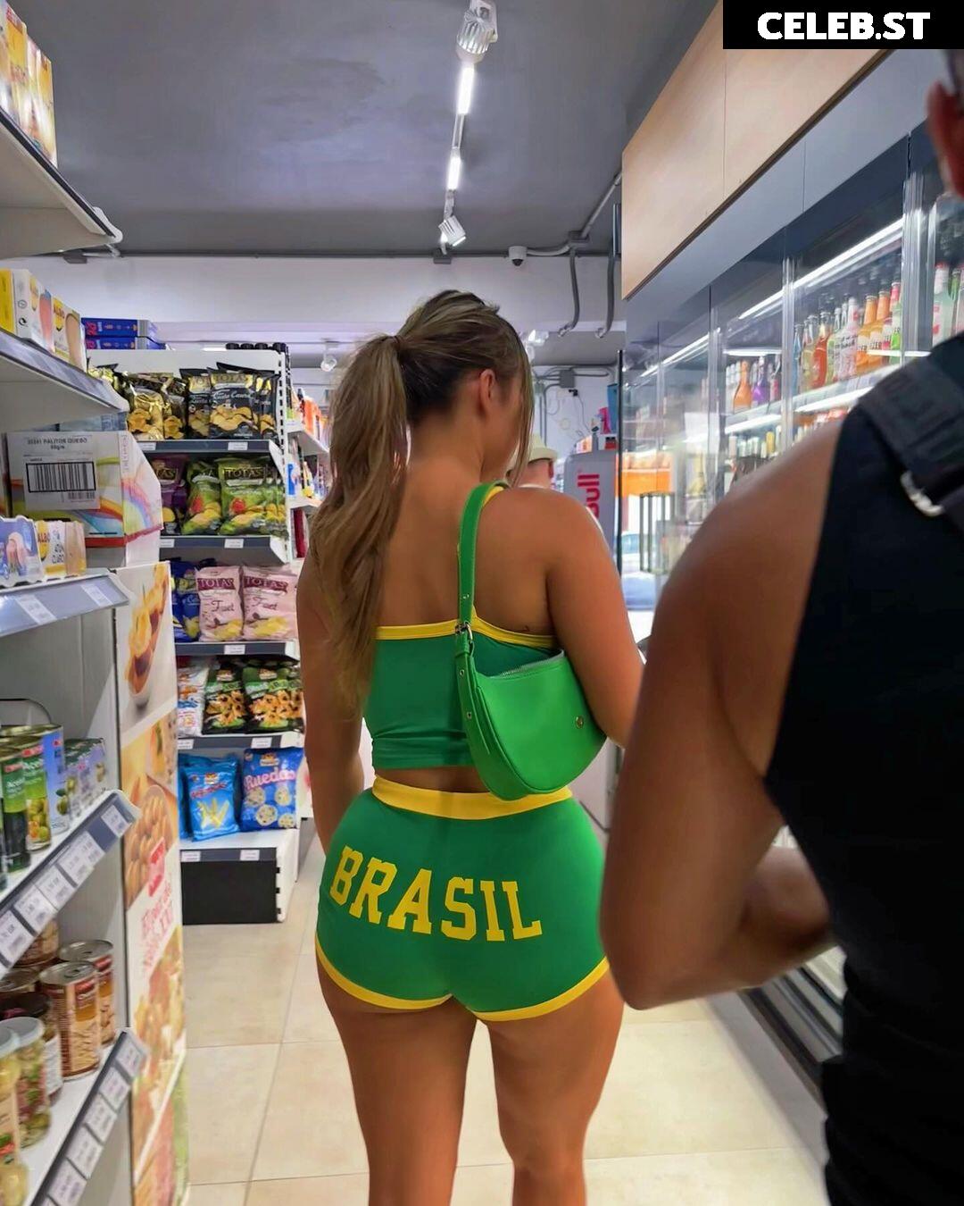 Michelle Bingley Image 12494612