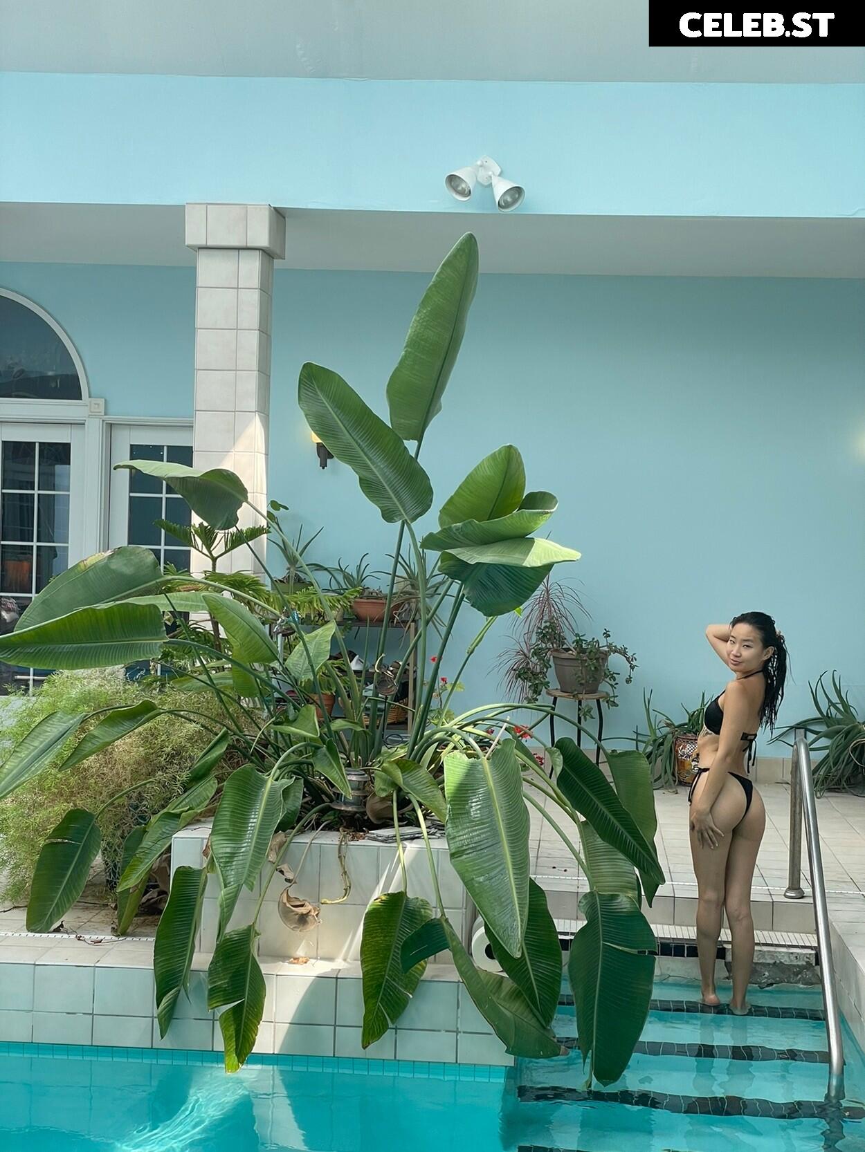 Jeannie Elise Mai | JeannieEliseMai Image 12496237