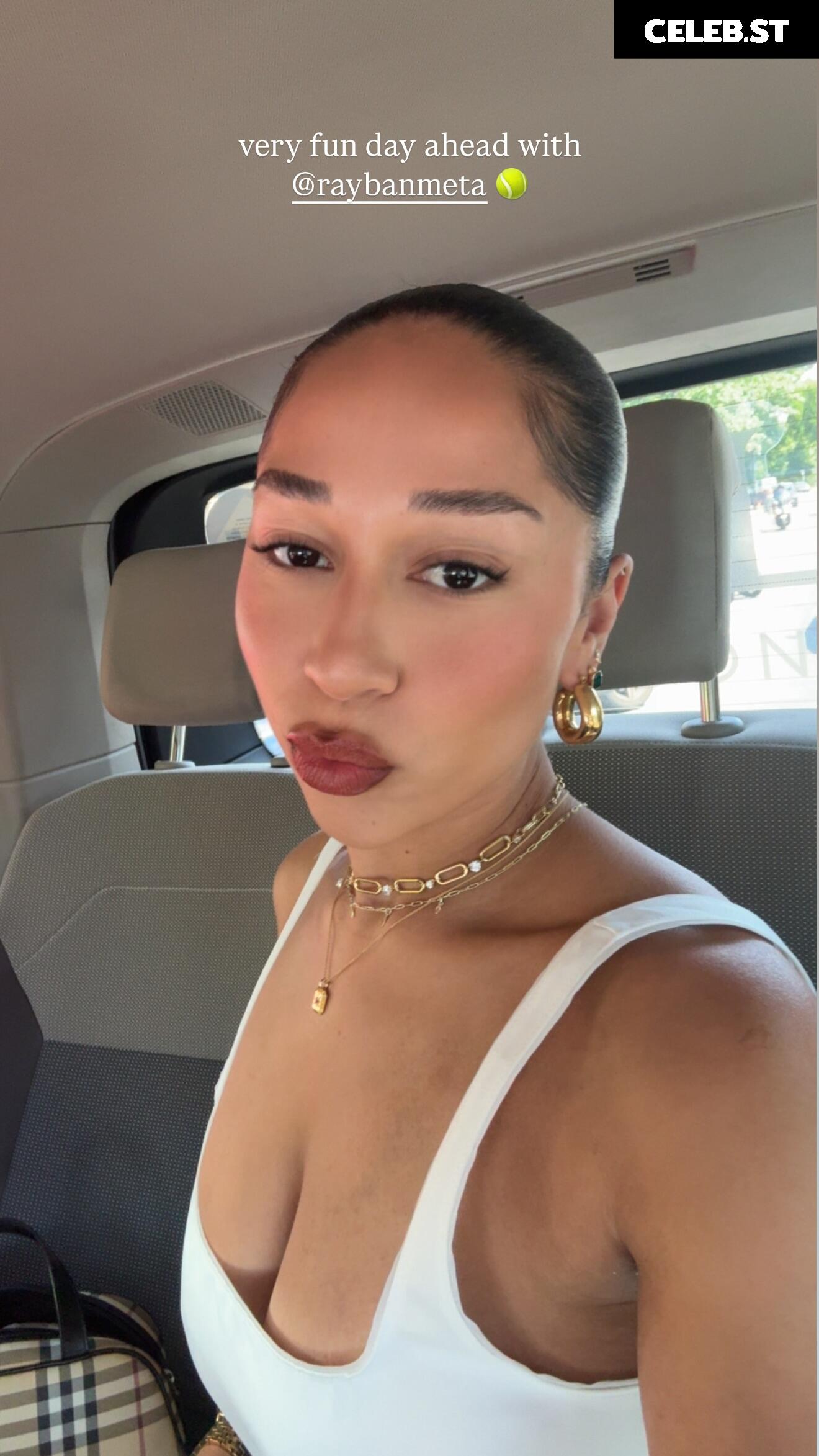 Ayamè Image 12490508