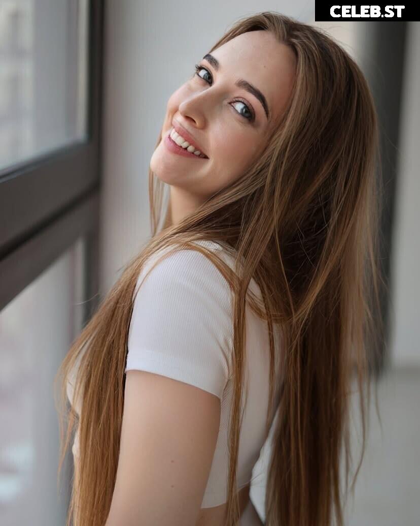 Anastasia Sinitsyna (myladyanastasia) Image 12490198