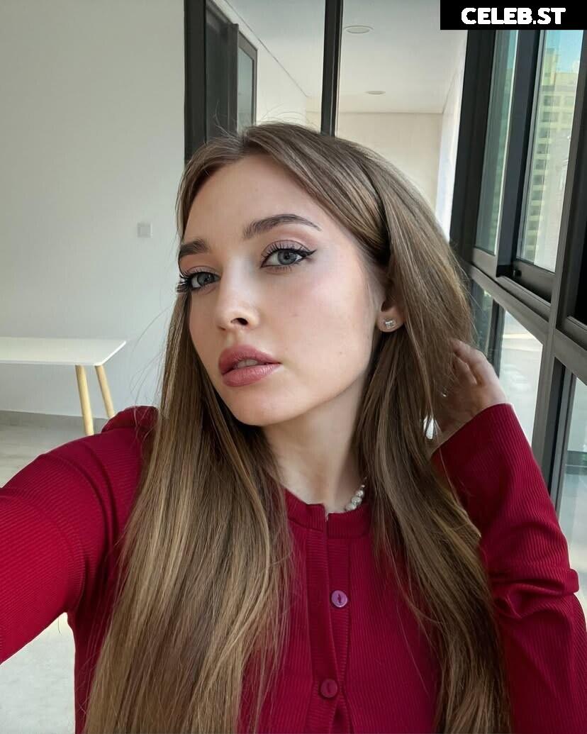 Anastasia Sinitsyna (myladyanastasia) Image 12490200