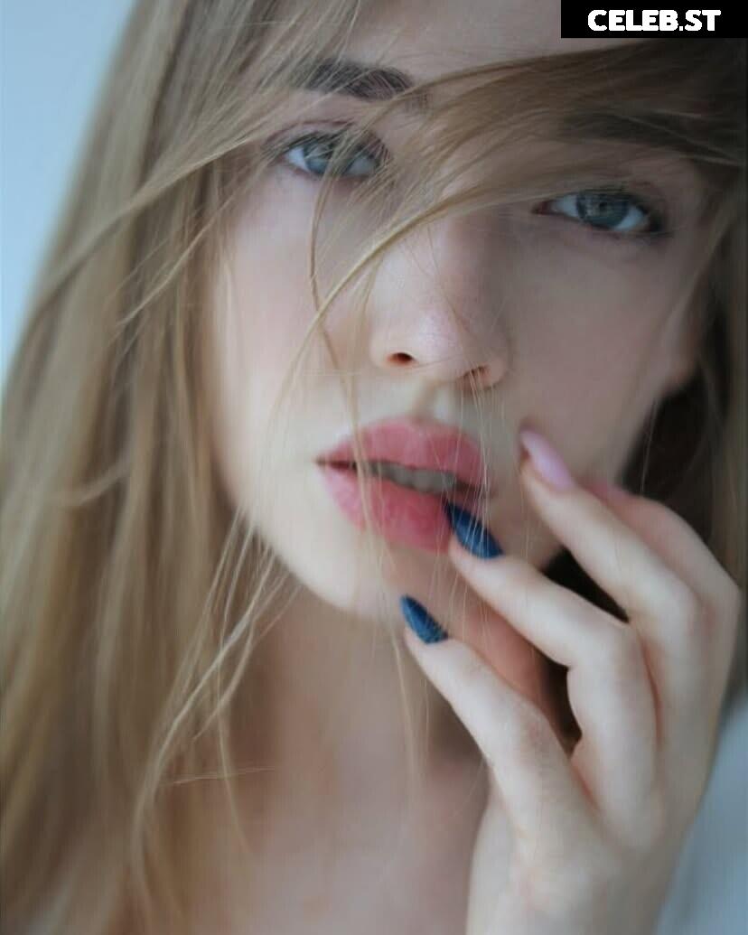 Anastasia Sinitsyna (myladyanastasia) Image 12490206