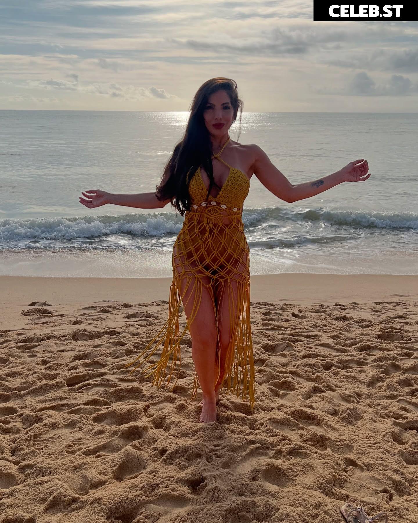 Anamara Barreira (ex-BBB) Image 12492393