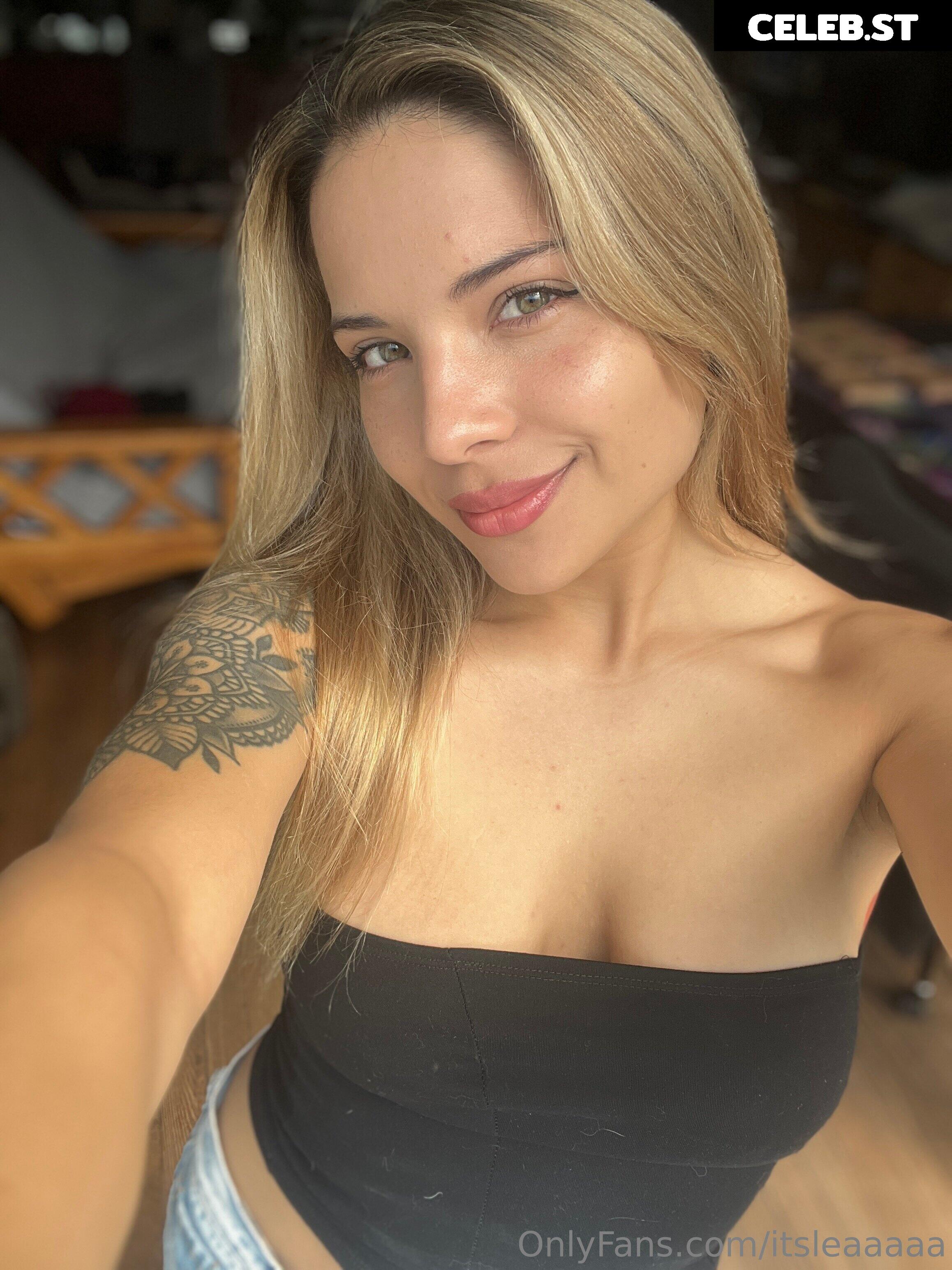 lea_vlmt - lea_vlmtt - Léa Valmont Image 12488337