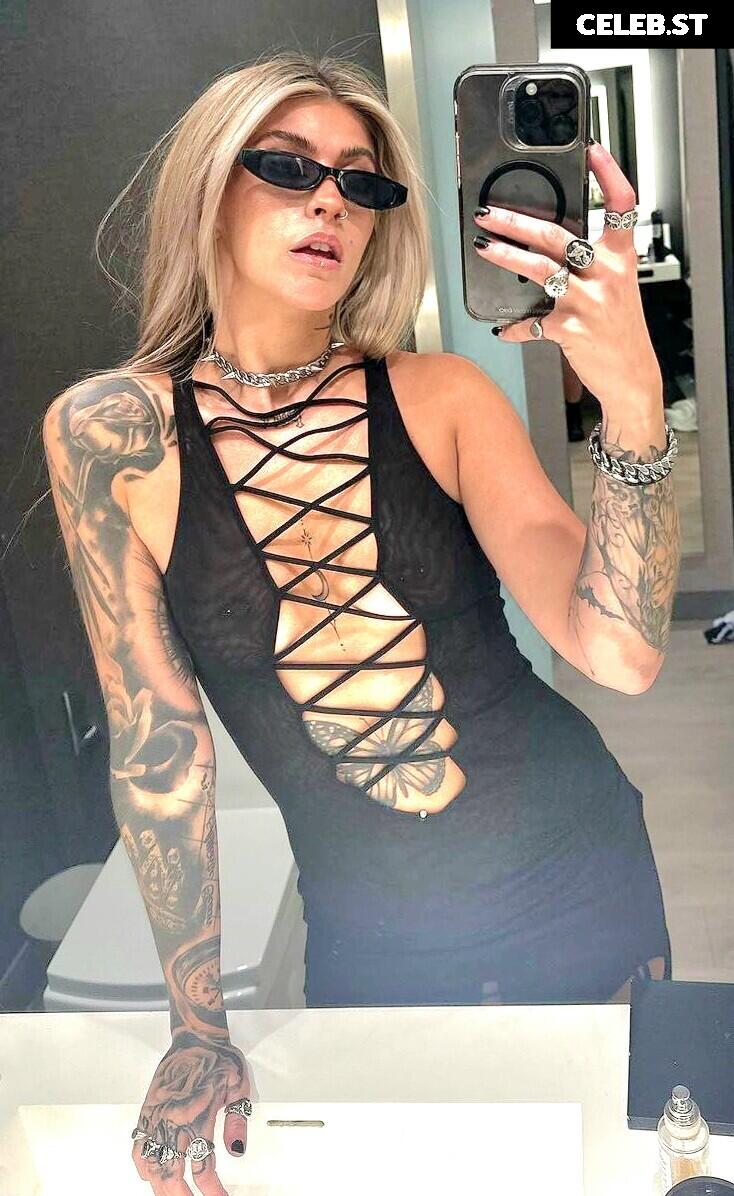 Luci / Lucii (the Alien) Image 12485151