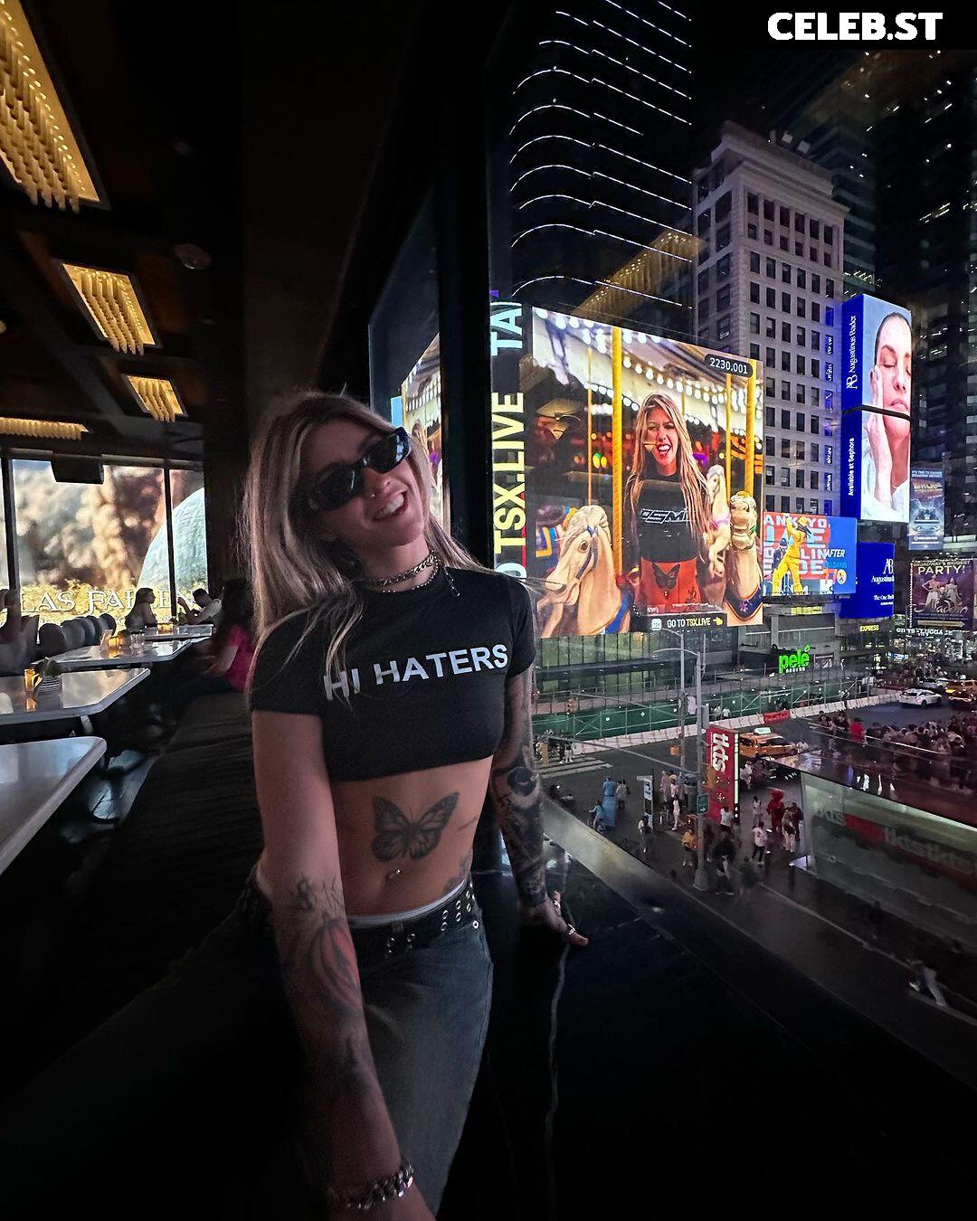 Luci / Lucii (the Alien) Image 12485148