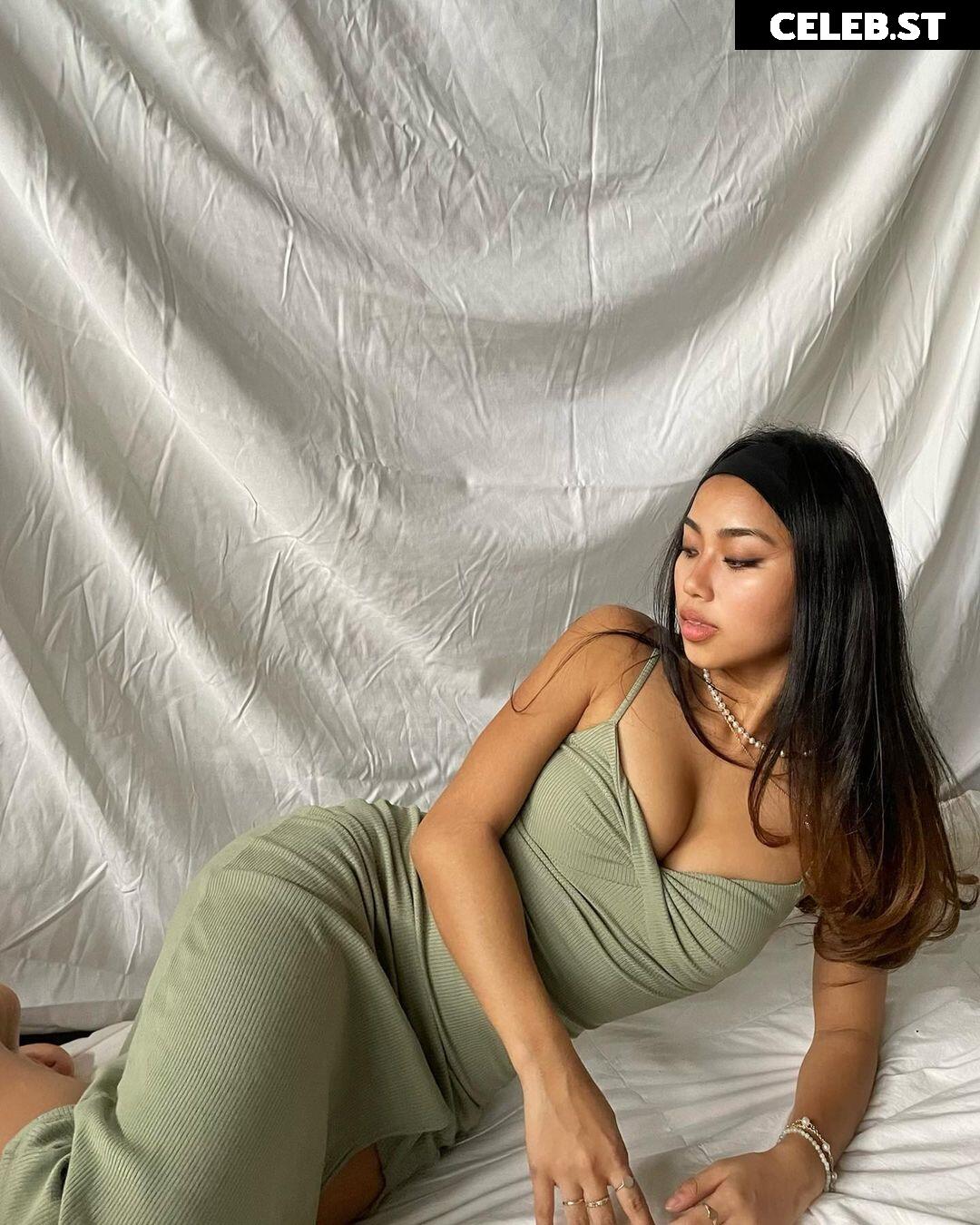 Missvalerienicole Image 12484956