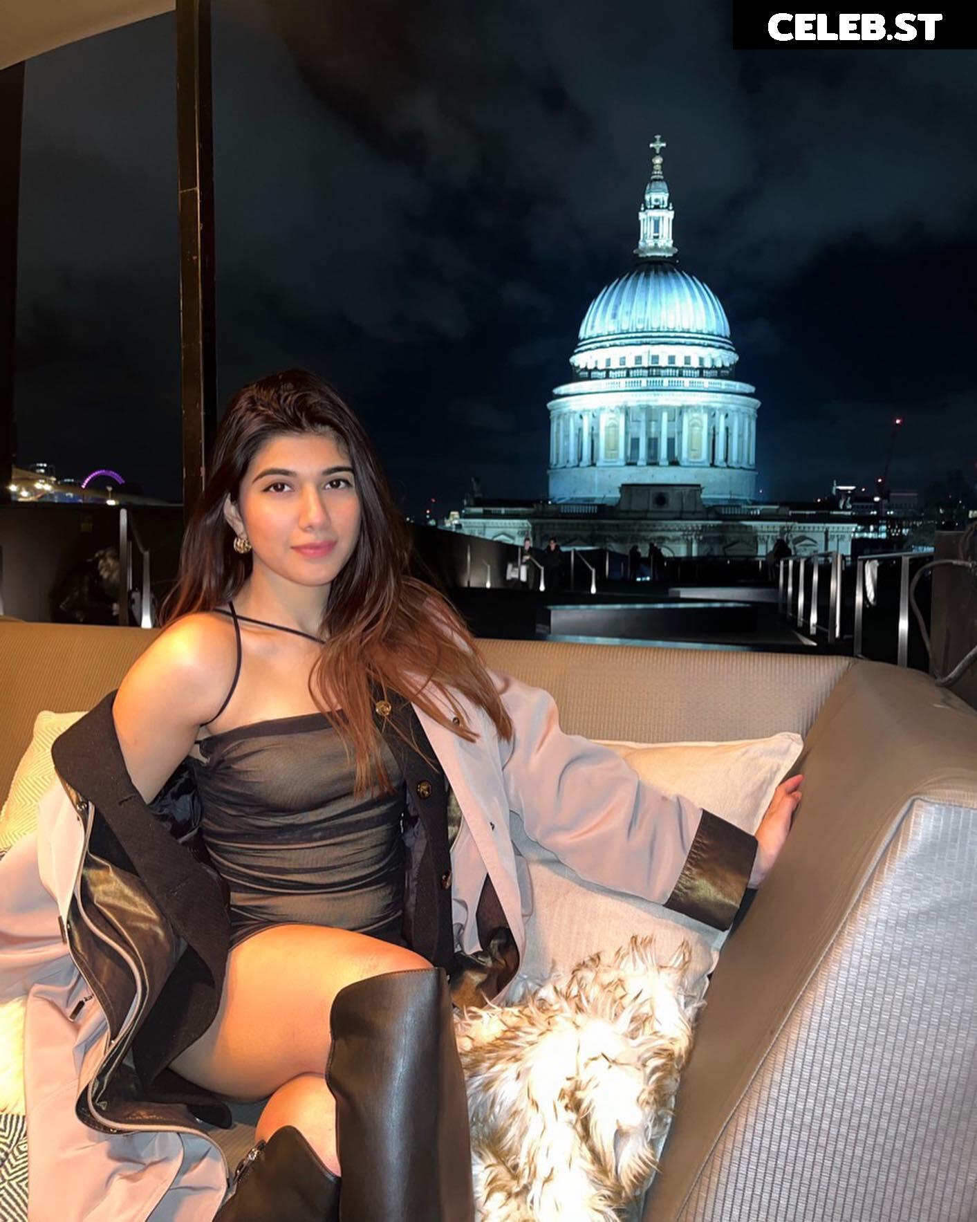 baddiejuu Image 12487309