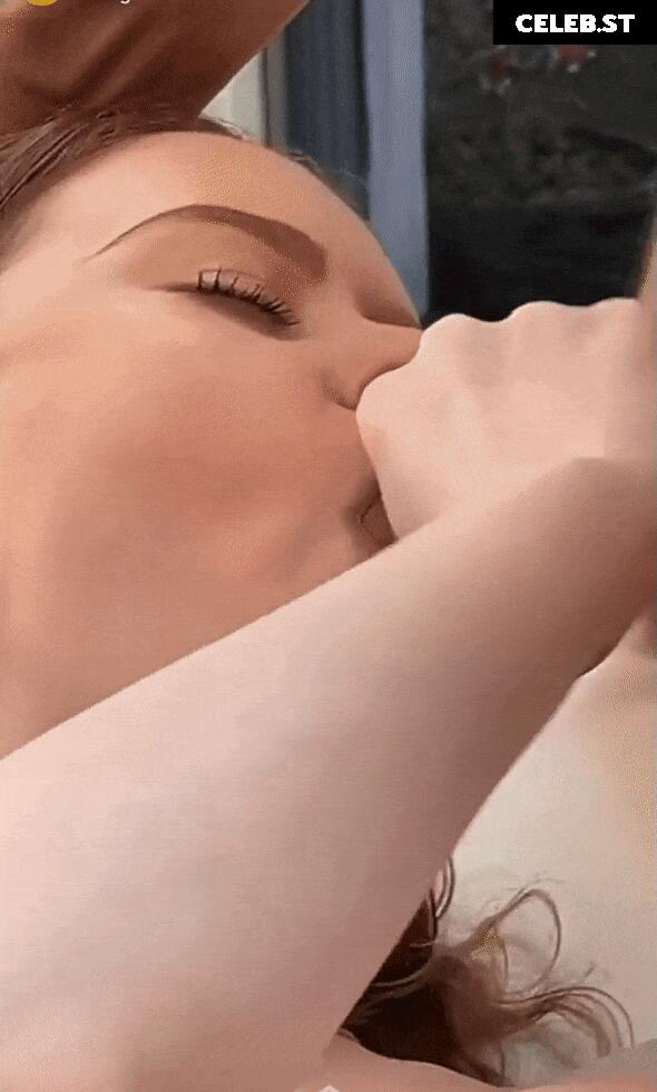 Cherrylovebombb Image 12481617