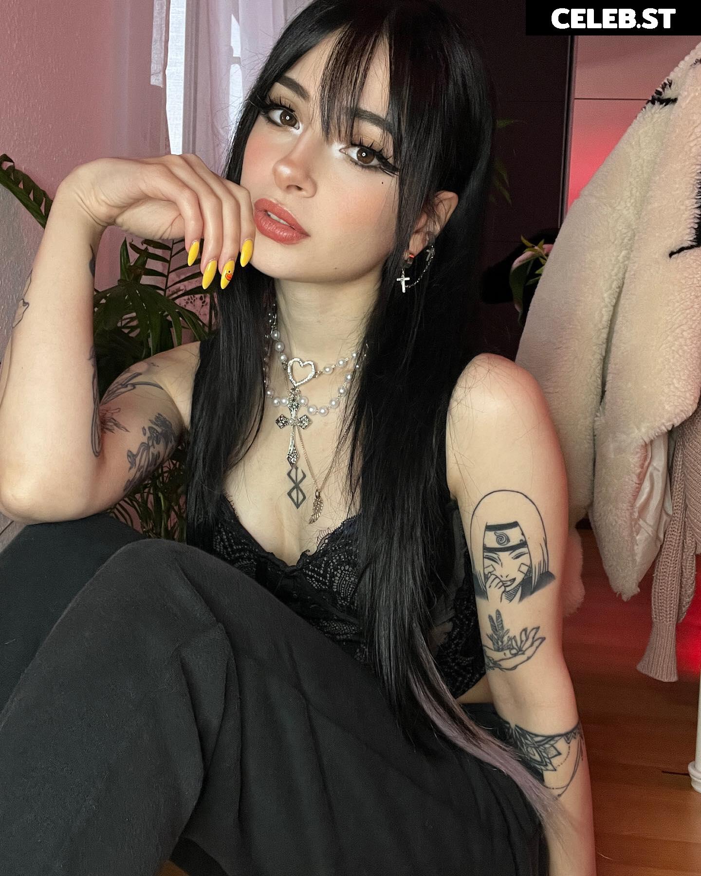 Cata Leyah / cata.leyah / cataleyah_ / leyahcata Image 12480611