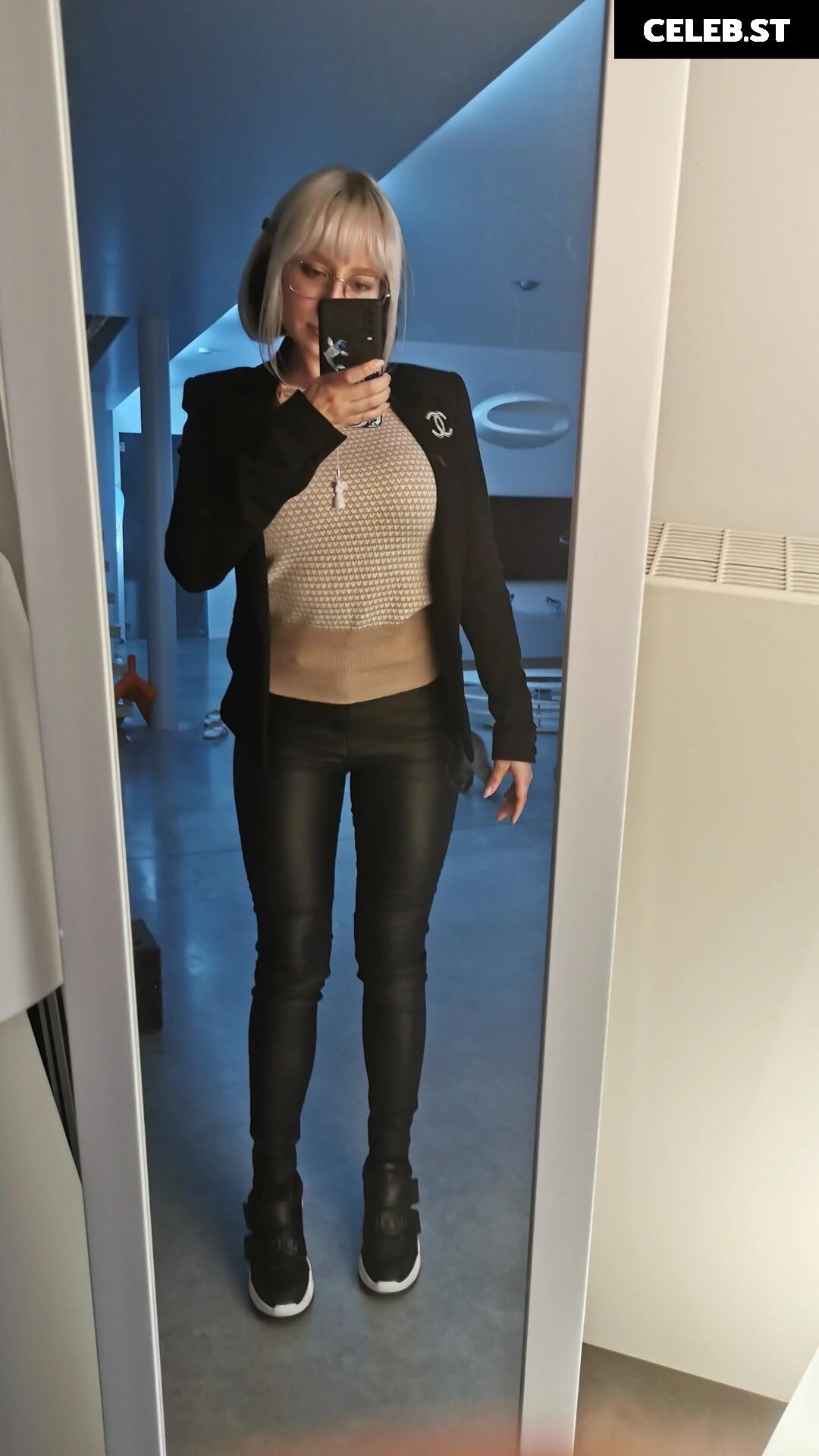 Methvespertine aka Tiffany Methuselah Image 12482905