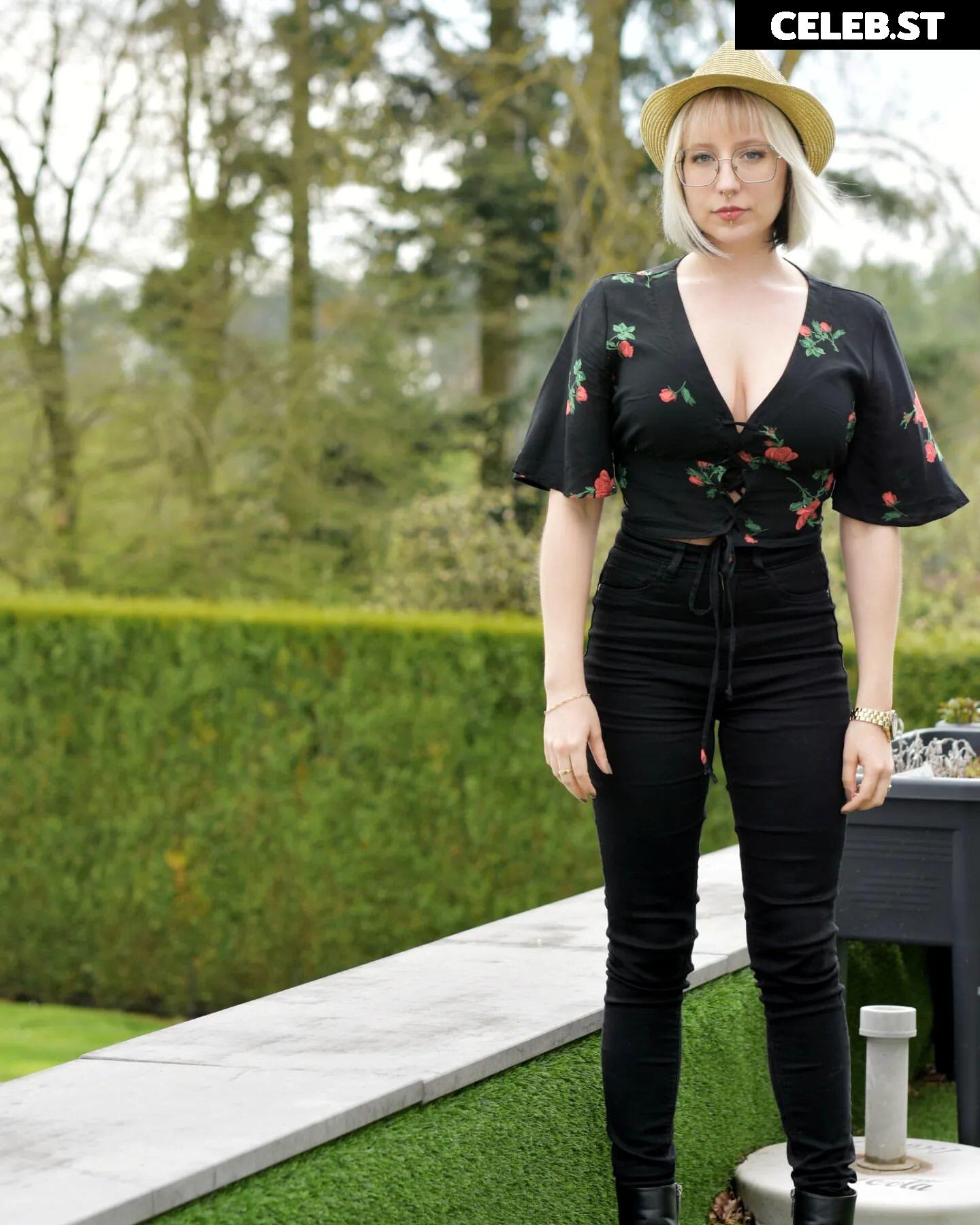 Methvespertine aka Tiffany Methuselah Image 12482874