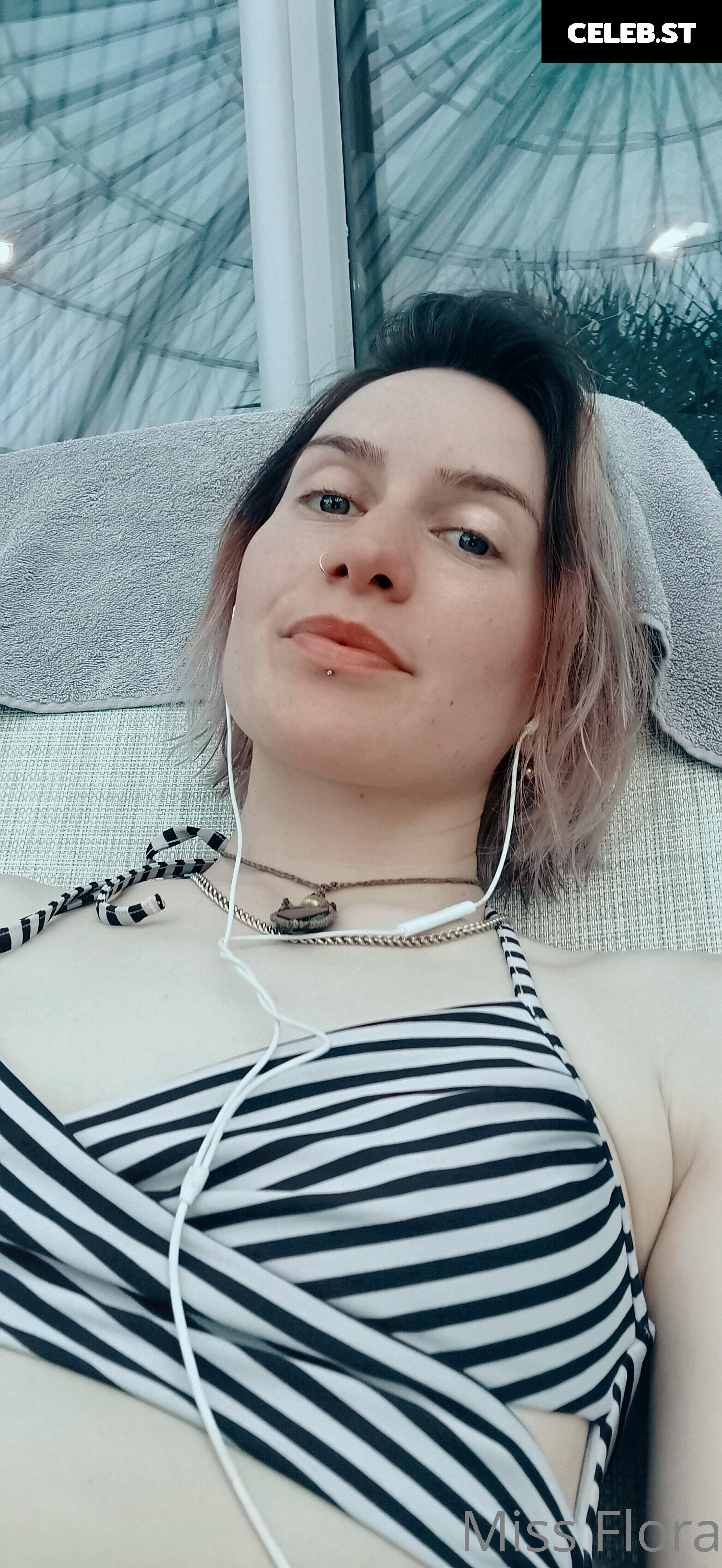 Miss Flora Femdom / Miss Flora Berlin Image 12482062