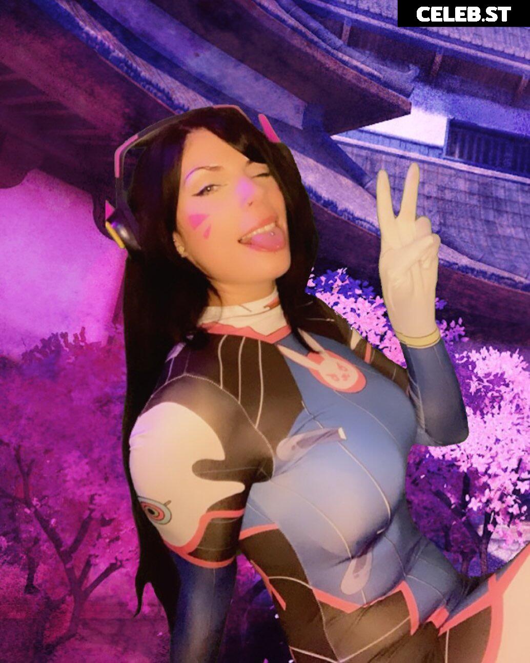 buuh | lunabuuh | Sarah Image 12358427