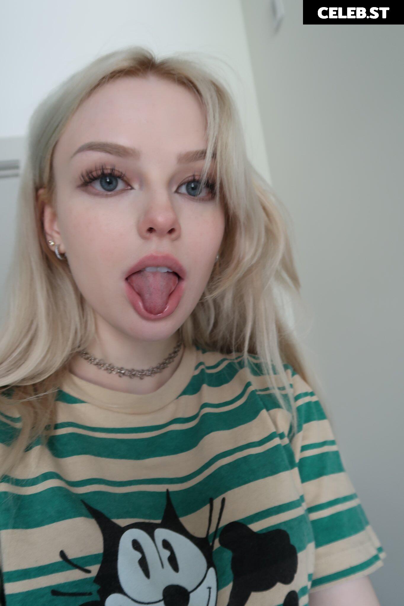 Fauxre Image 12358354