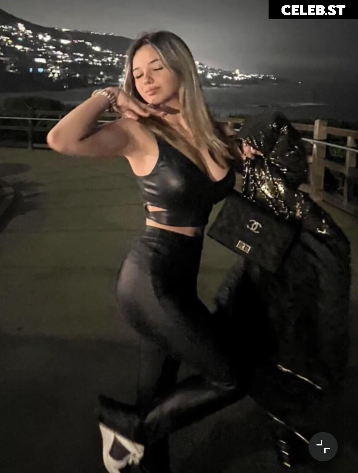 Thalia Hamidi Image 12354509