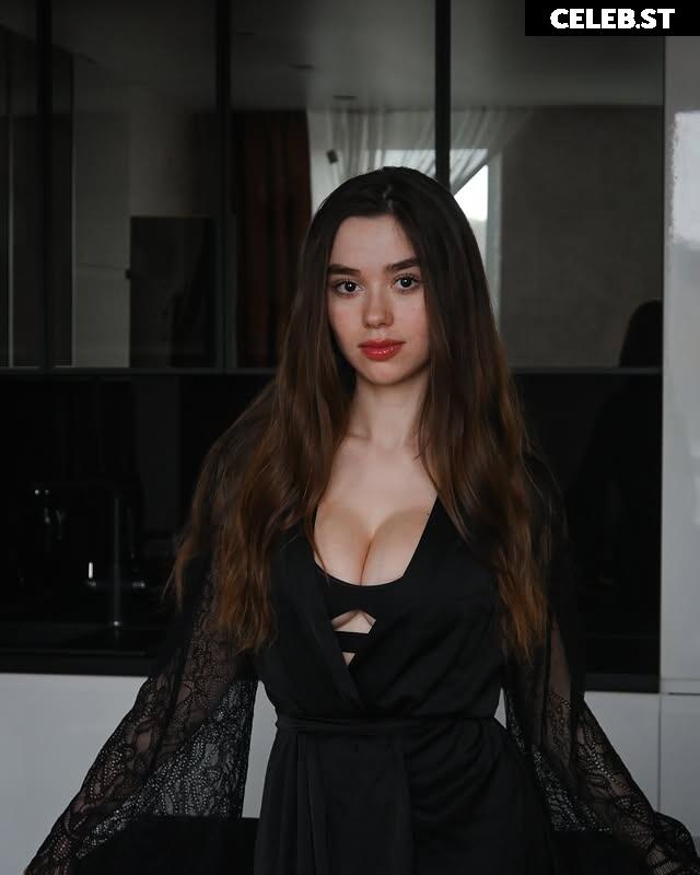 Mariia / m_lizz_ Image 12354532