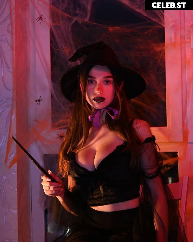 Mariia / m_lizz_ Image 12354577