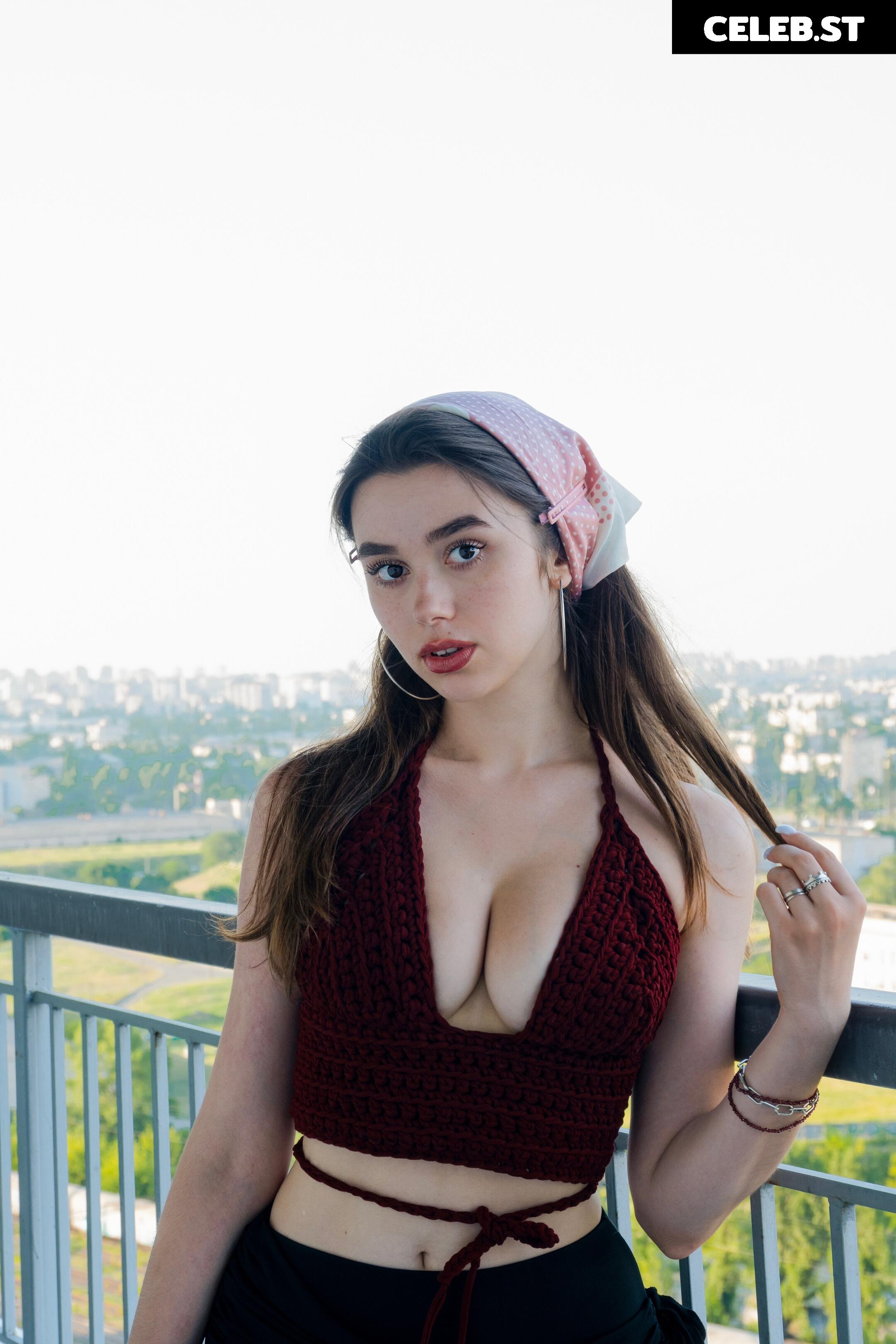 Mariia / m_lizz_ Image 12354631