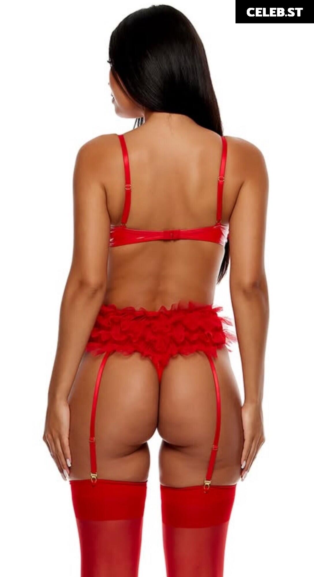 Florence Mueller aka flomoneyy Image 12354117