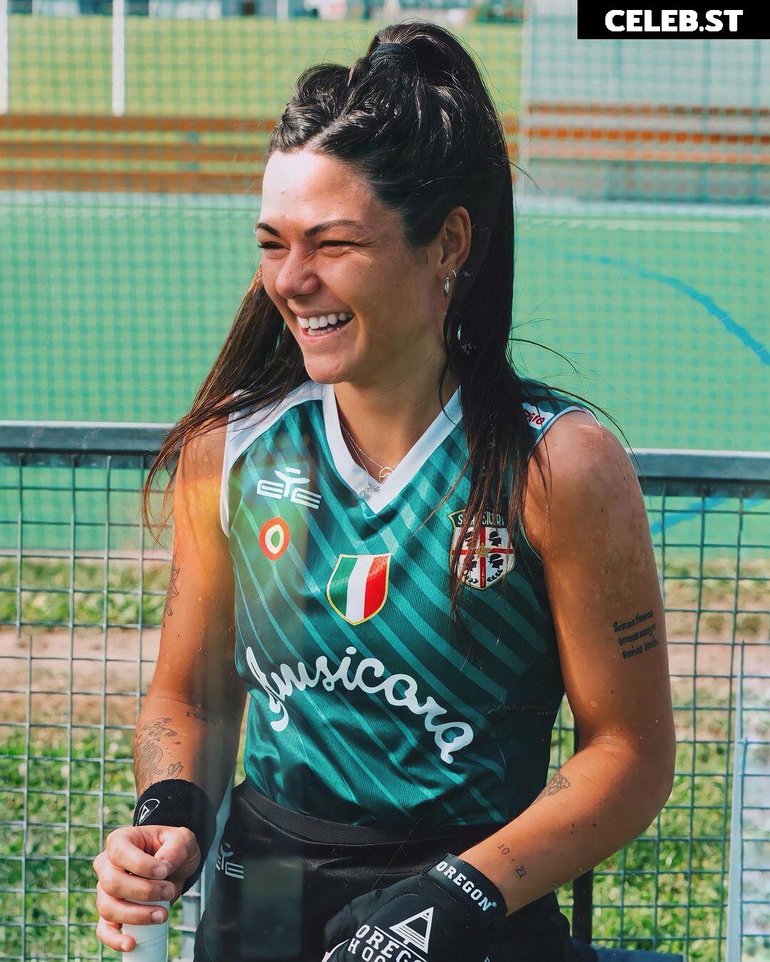 Delfi Granatto Image 12357087