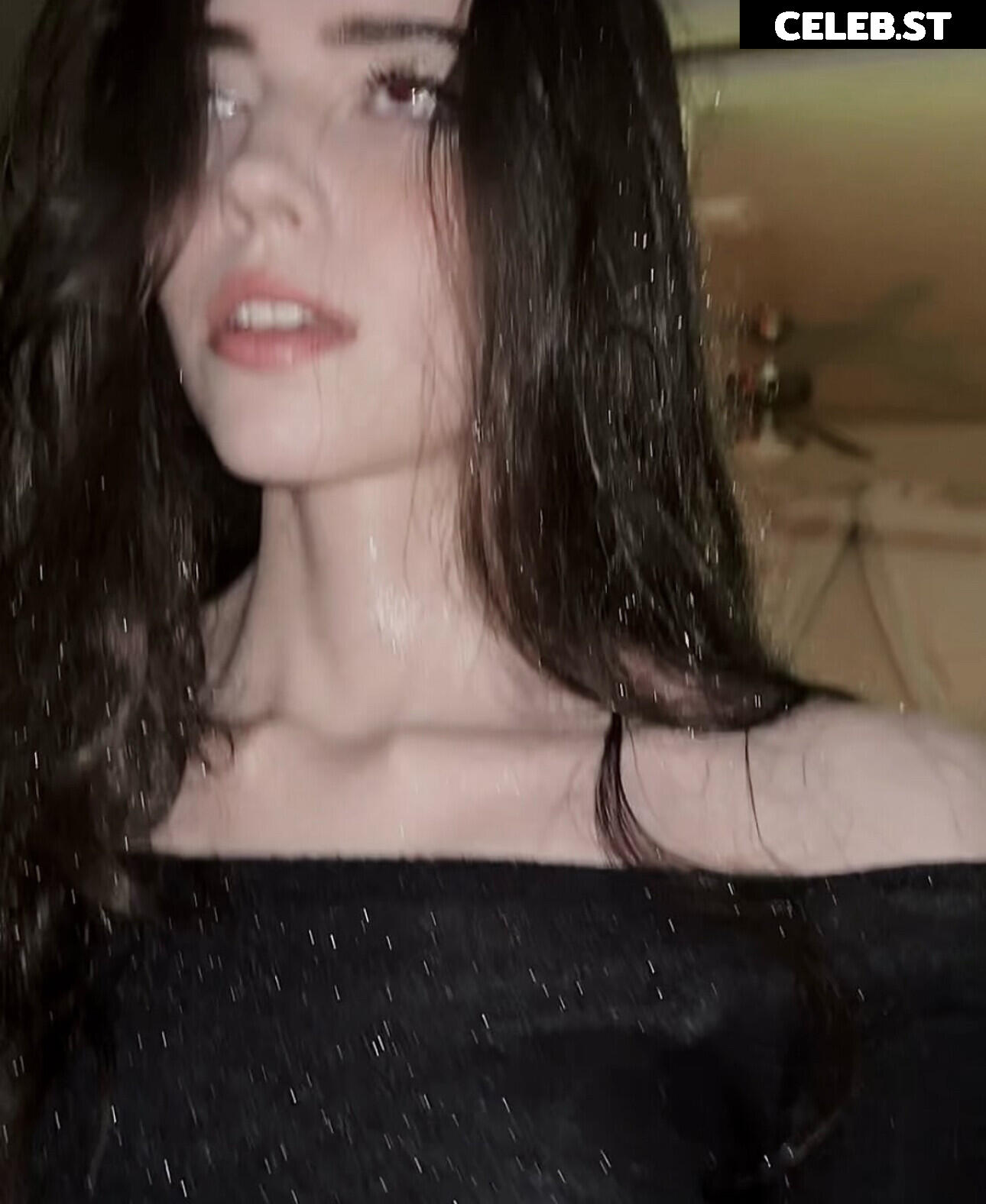 ayohomie / violetmartinezx Image 12356011