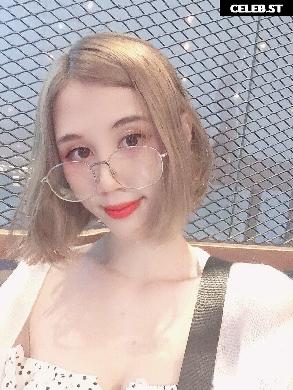Kura Onee-san Image 12350096