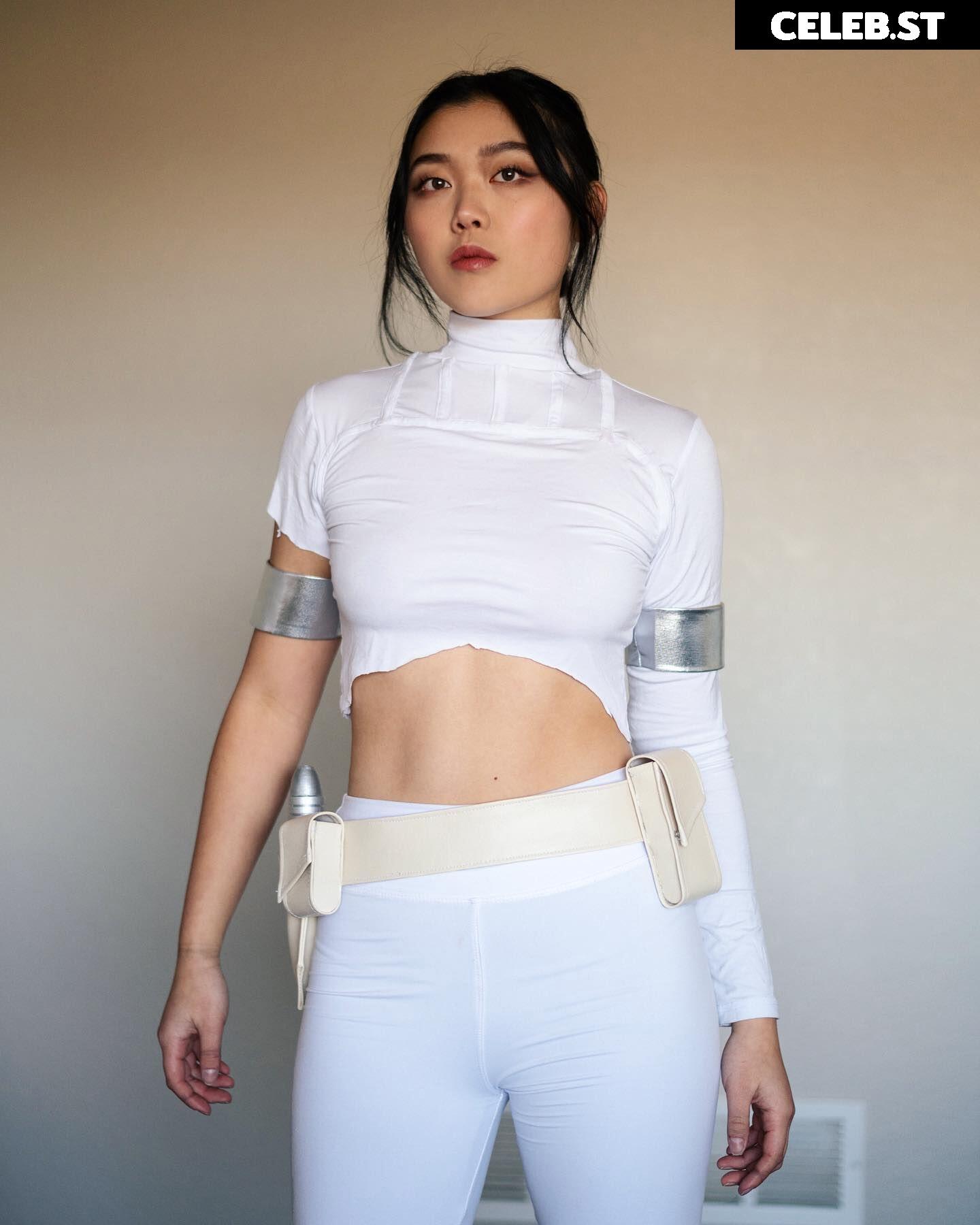 Emily Boe / Universeofemily Image 12353647