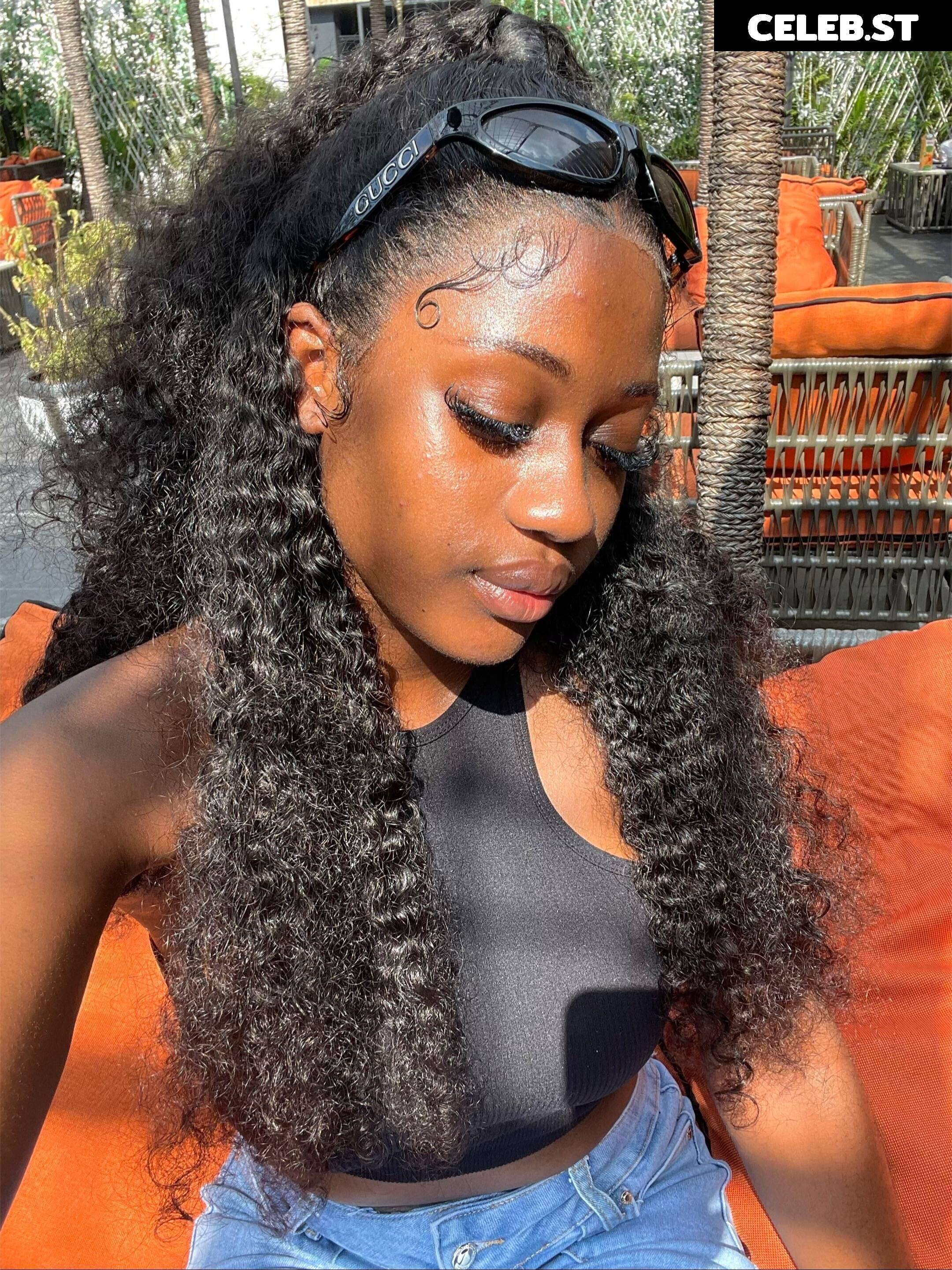 Molly Unruly / itsjust_bigme7 / PondsKira84896 / Barely Seen Image 12362148