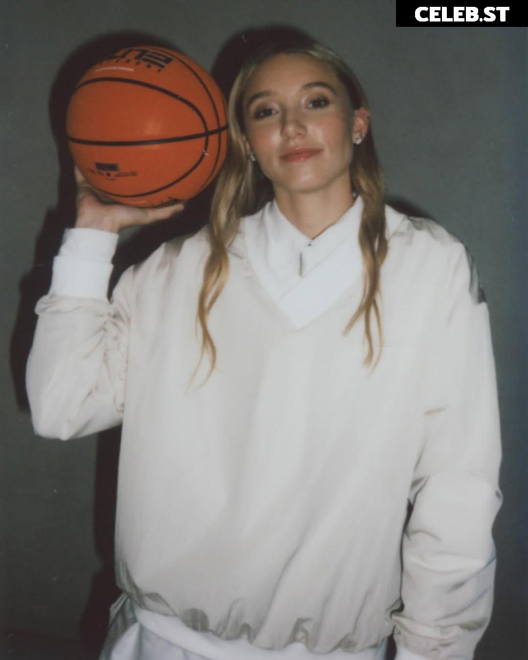 Paige Bueckers Image 12370611