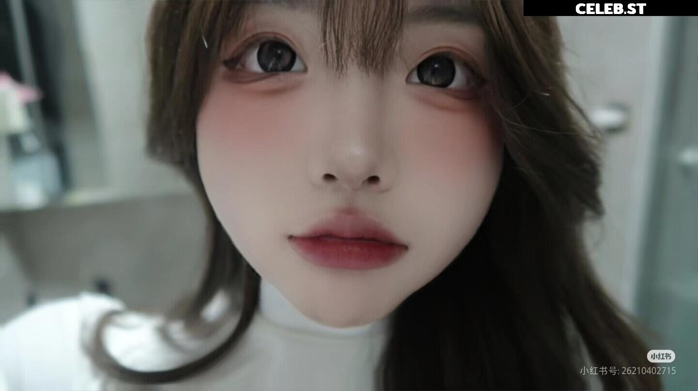 Xiaomaokunkun2 (小猫困困 / 小猫困困教主) Image 12348805