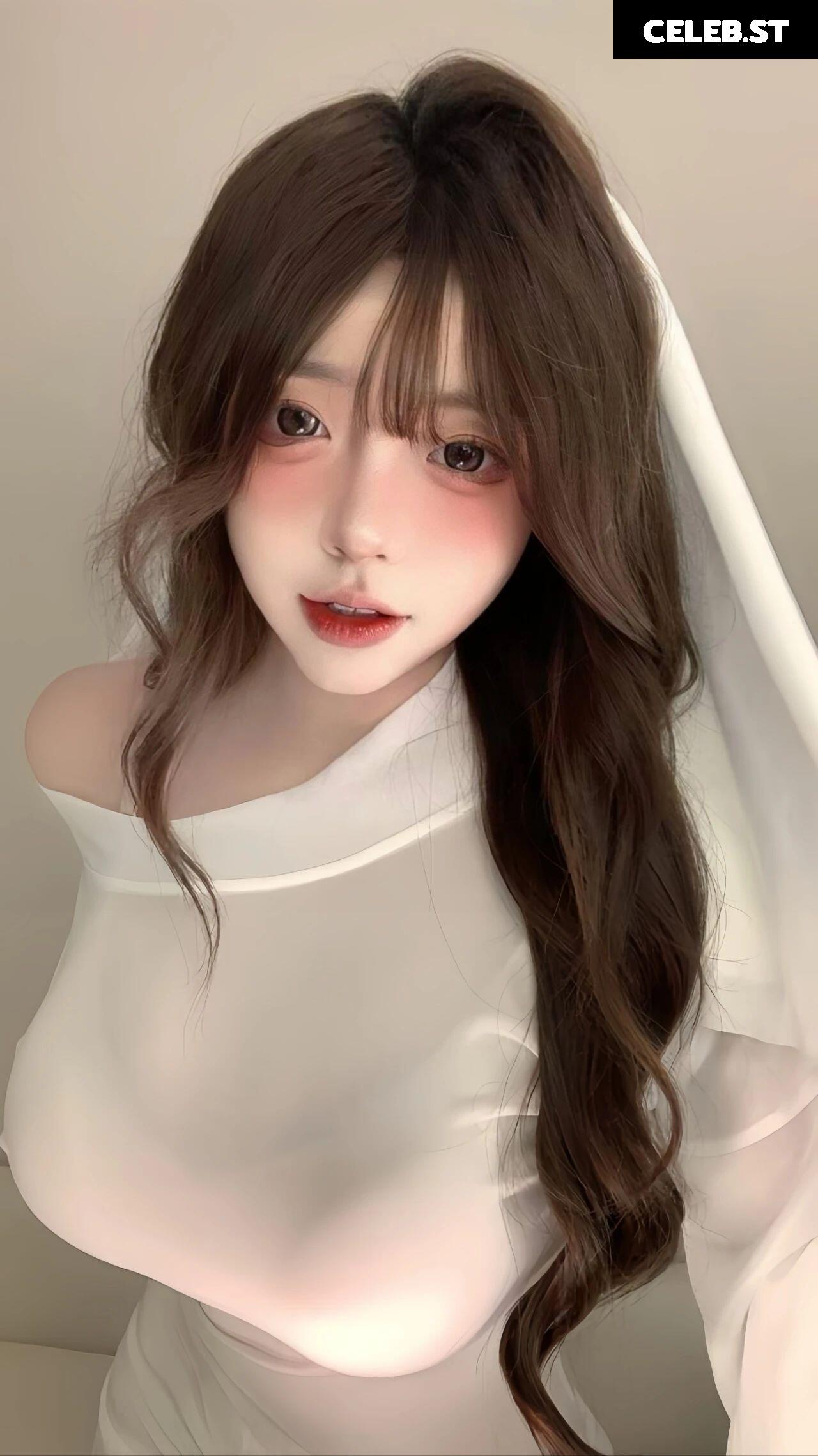 Xiaomaokunkun2 (小猫困困 / 小猫困困教主) Image 12348838