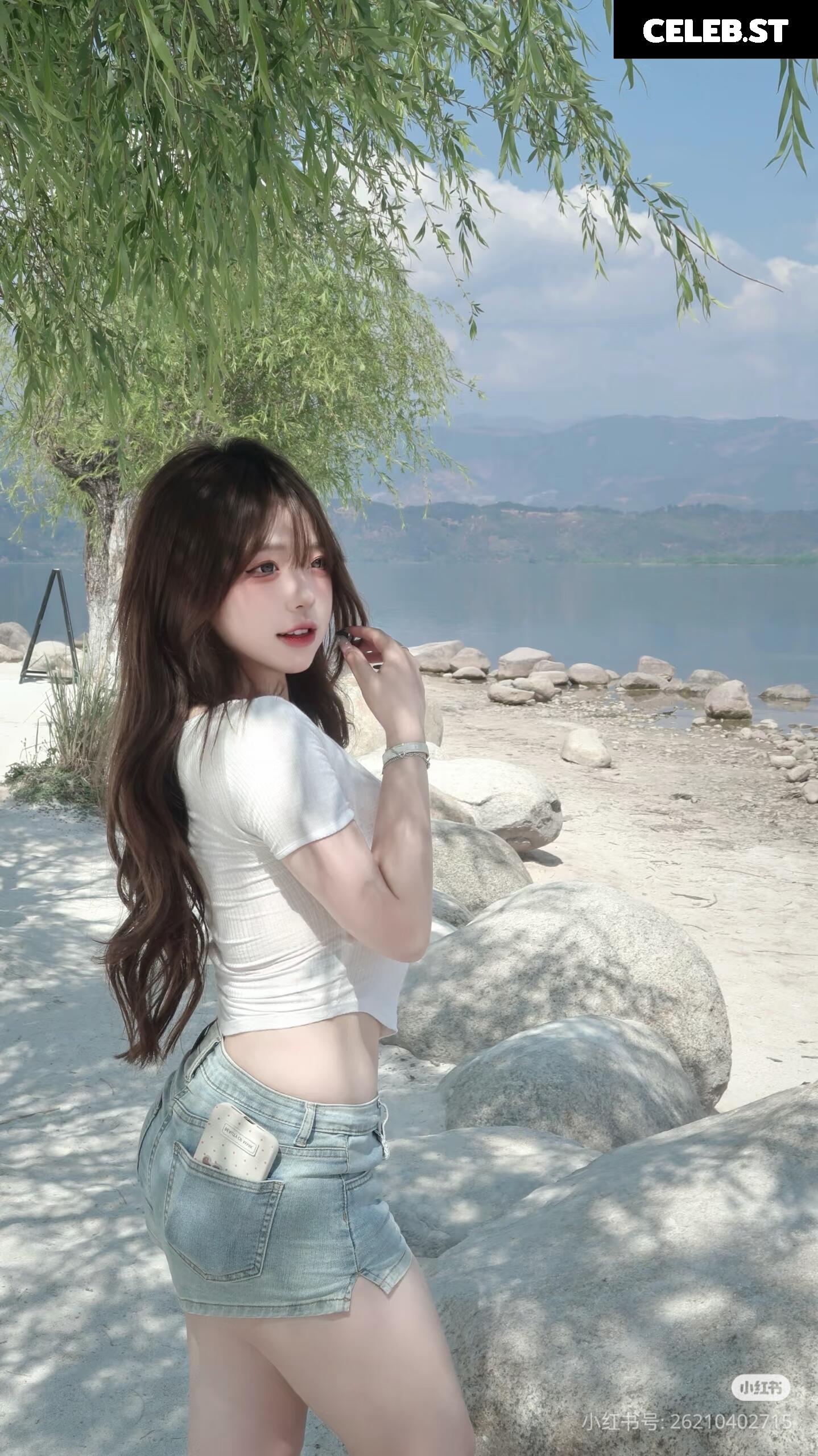 Xiaomaokunkun2 (小猫困困 / 小猫困困教主) Image 12348869