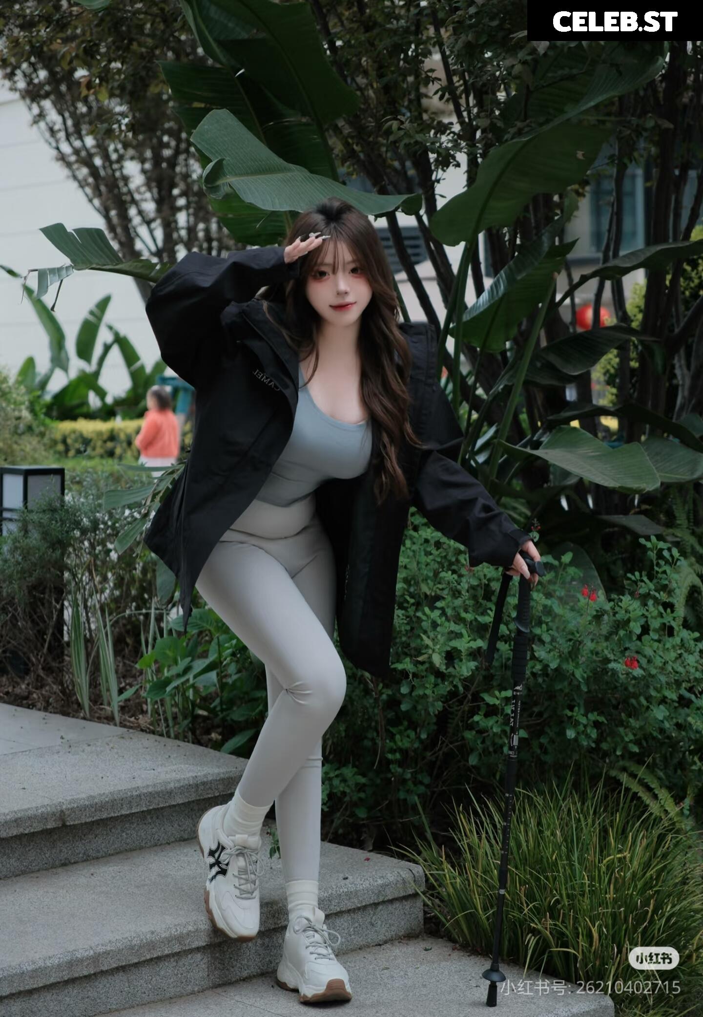 Xiaomaokunkun2 (小猫困困 / 小猫困困教主) Image 12348868