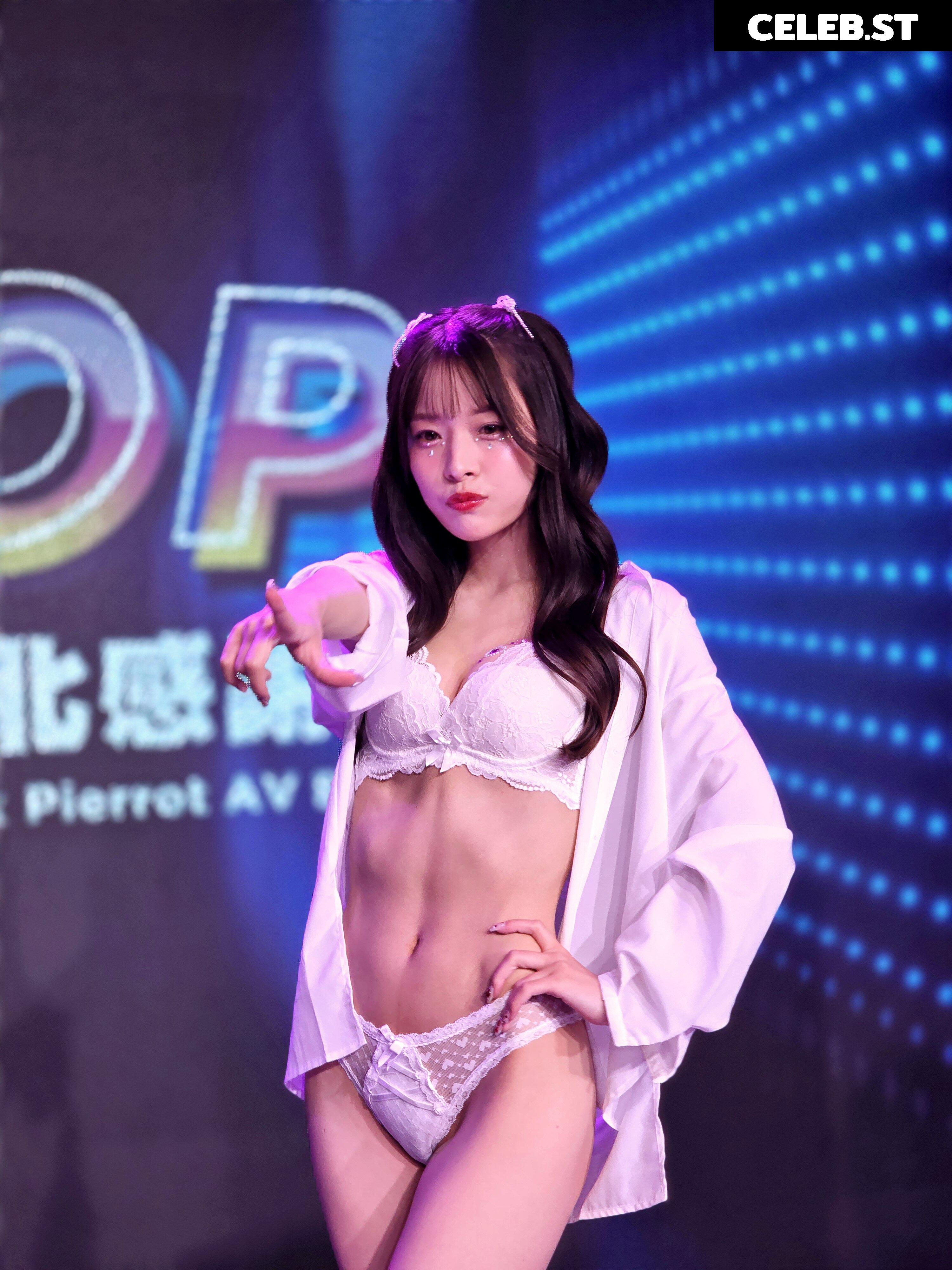 nana yagi / yaginana0903 / yagi_nana Image 12344988