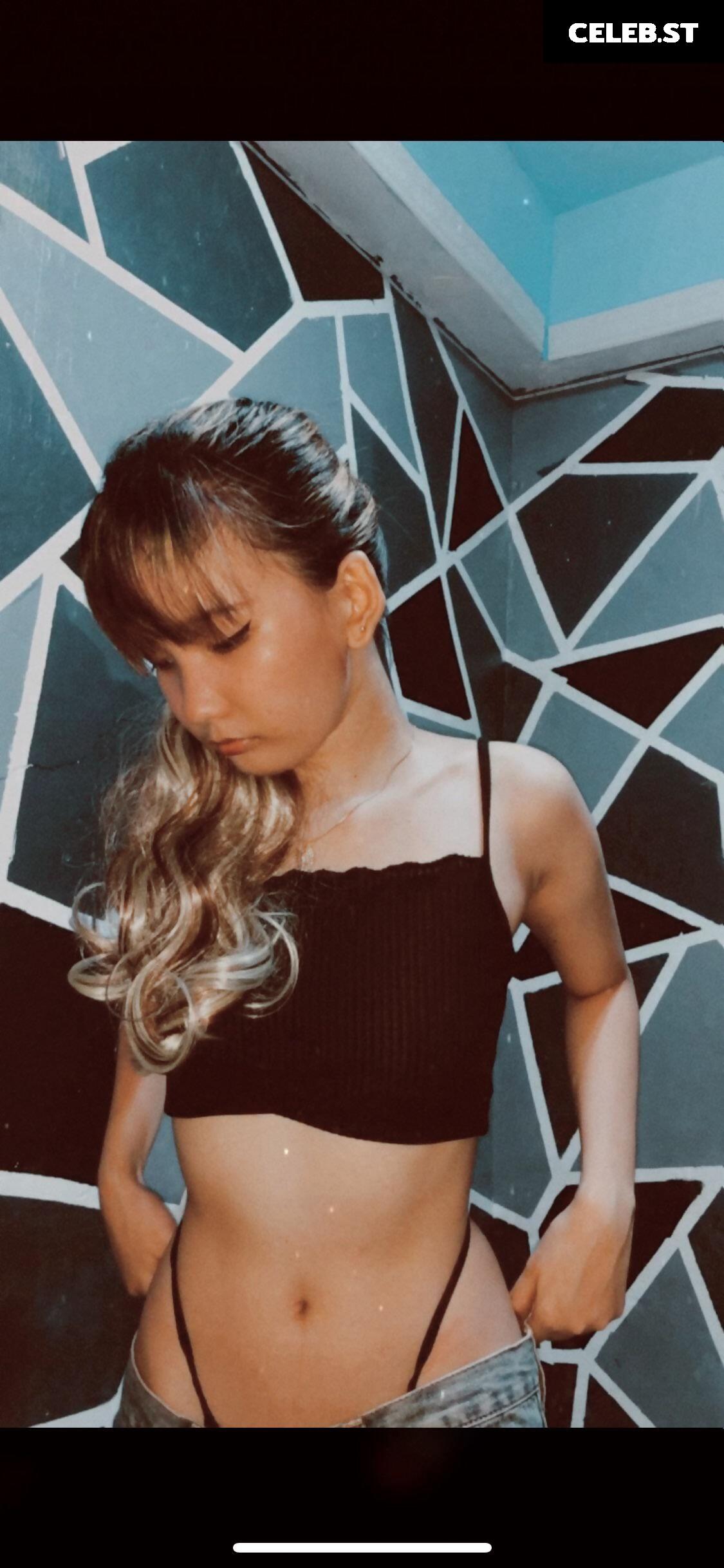 chichi / ch1nachi Image 12344304