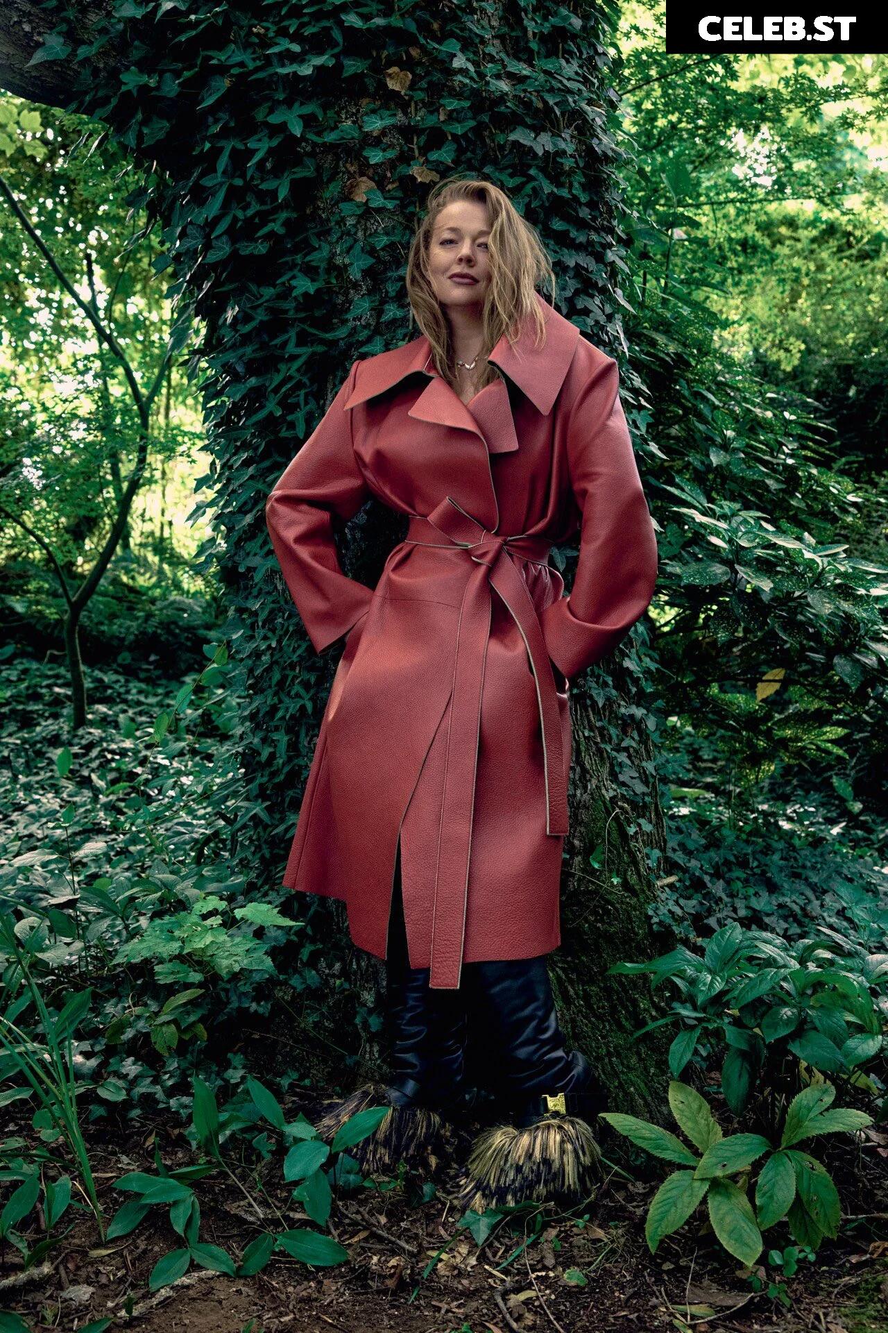 Sarah Snook Image 12340062