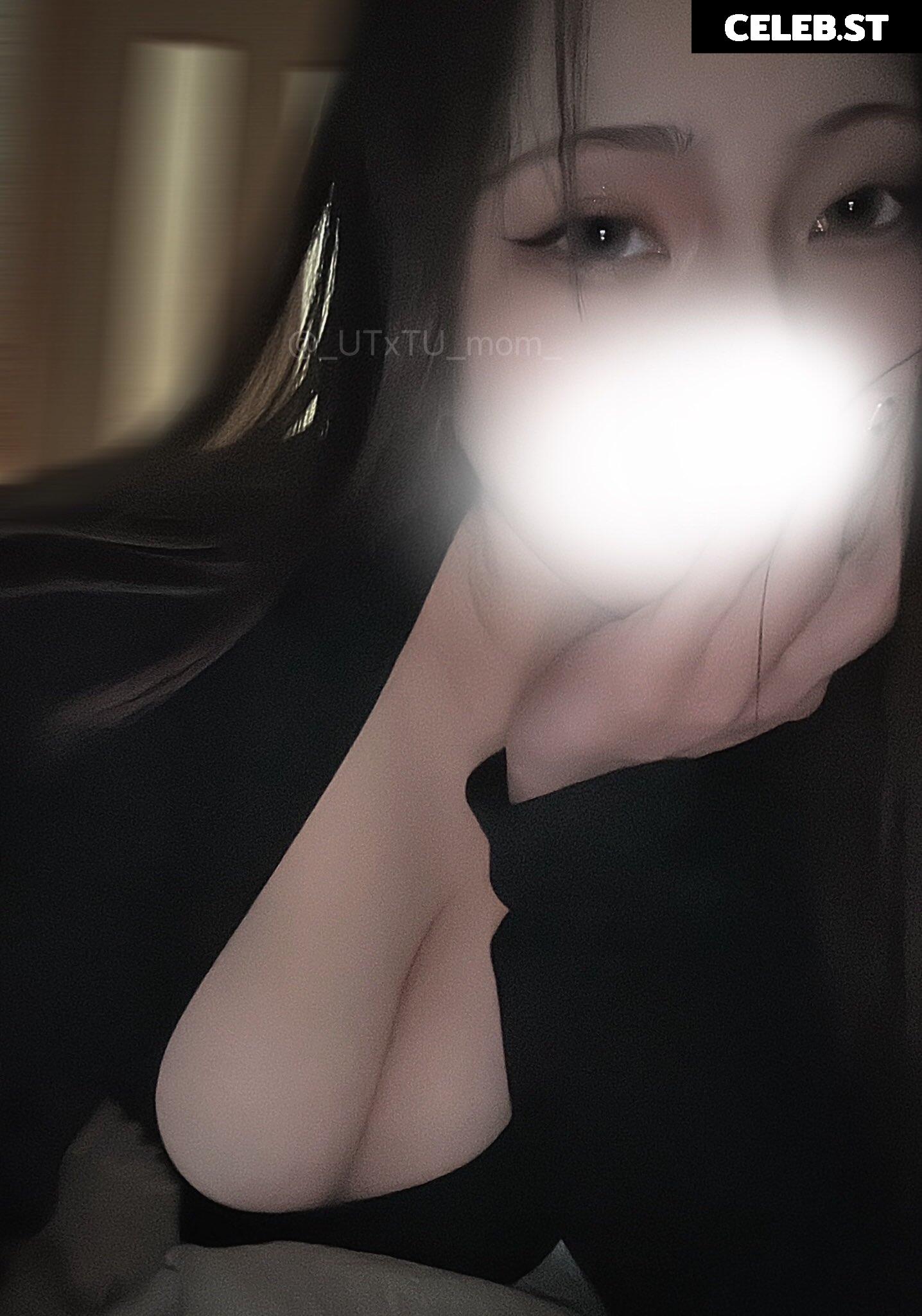 _UTxTU_mom_ Image 12349398