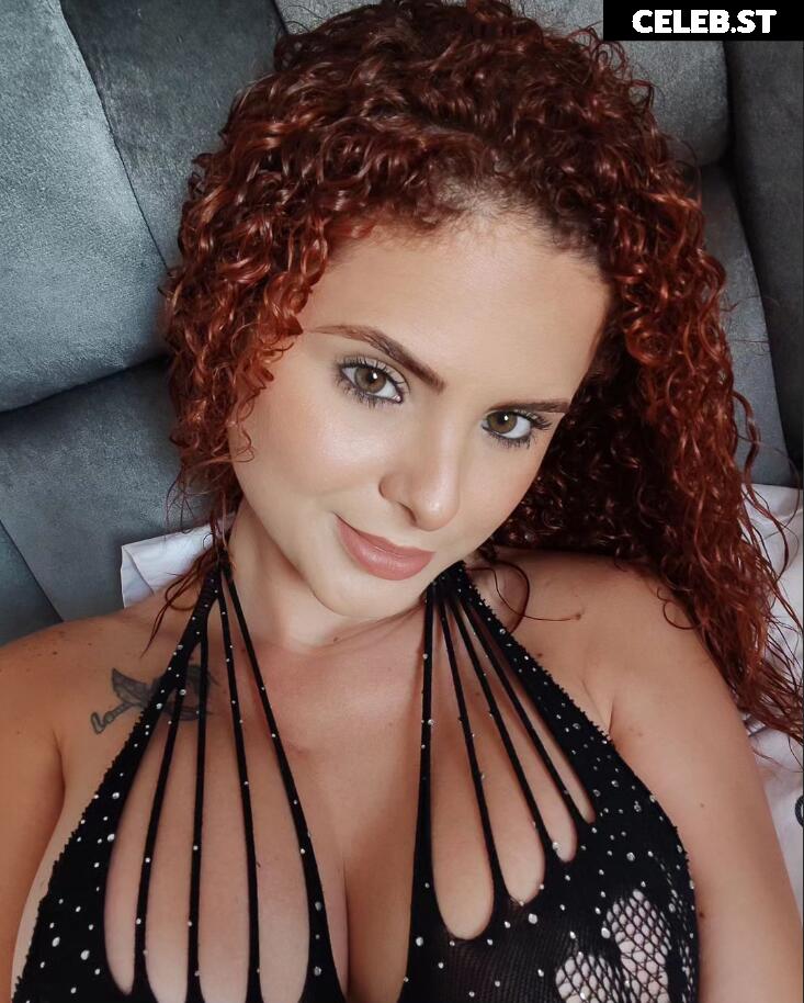 Victoria Mendoza / vicmendoza20 / victoriamedoza Image 12314494