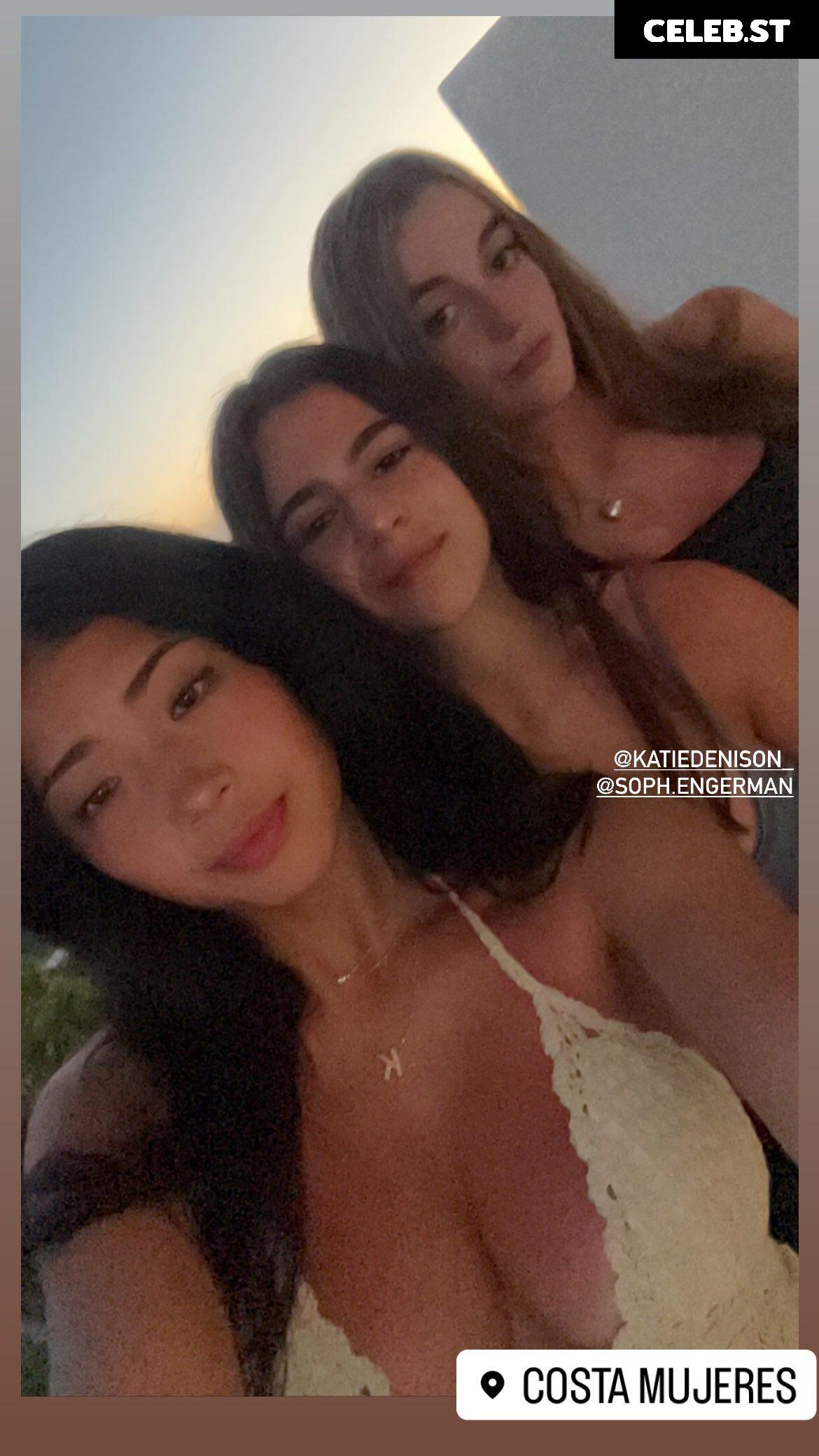 Kayla Chang / kaylachang_ Image 12313587