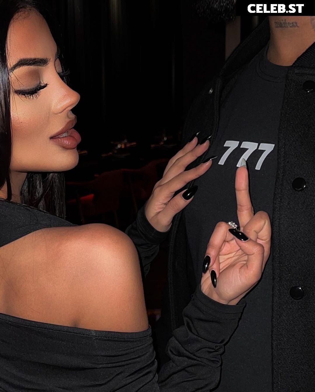 Aneeqa Farid Image 12313465