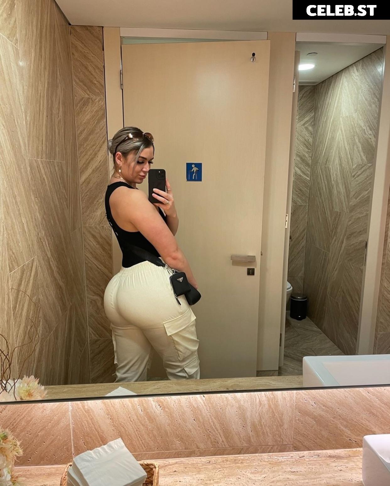 Nikita Simpson Image 12312815