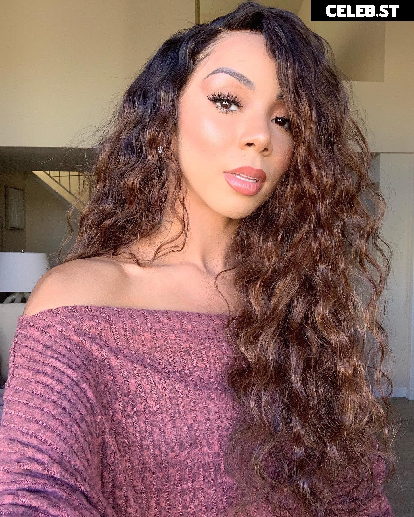 Brittany Renner Image 12312203