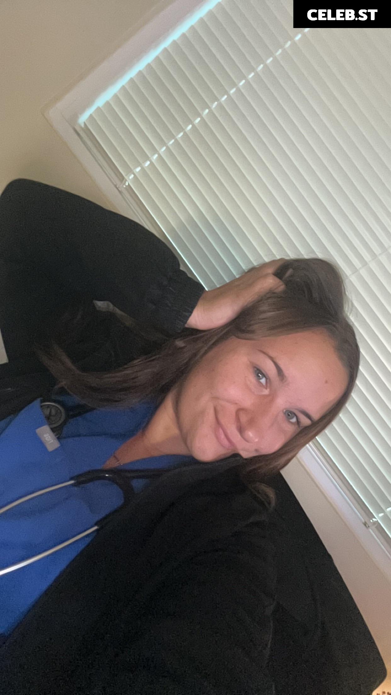 Wellnesswifey / Kayla Moore Image 12324821