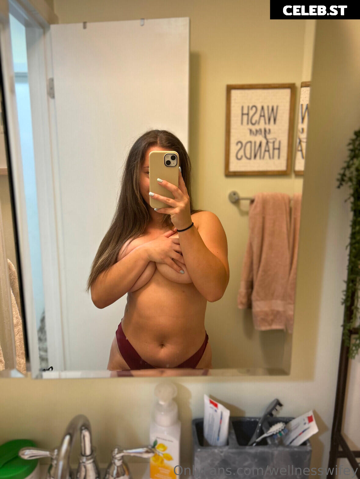Wellnesswifey / Kayla Moore Image 12324803