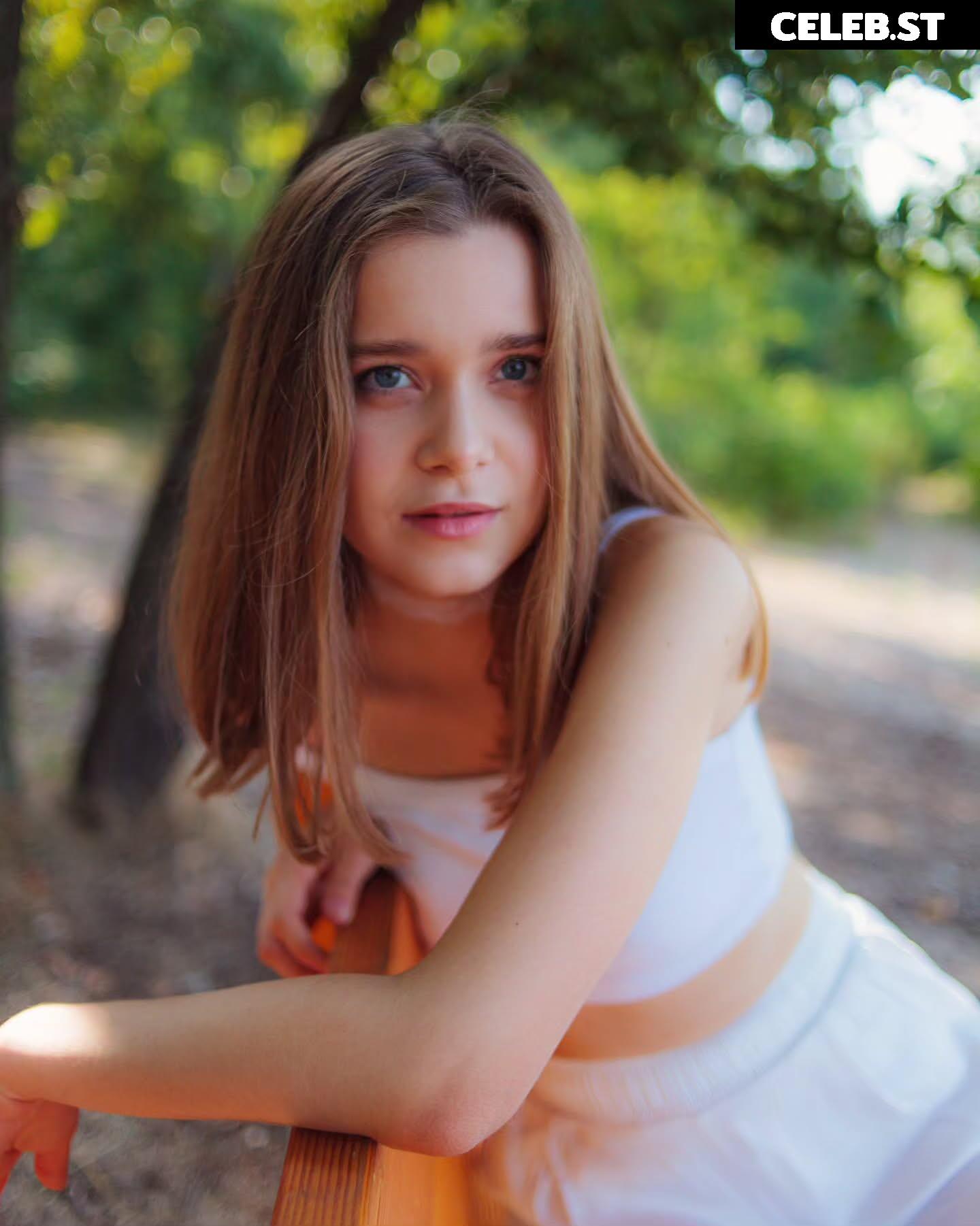 Liza Voroncova Image 12324137