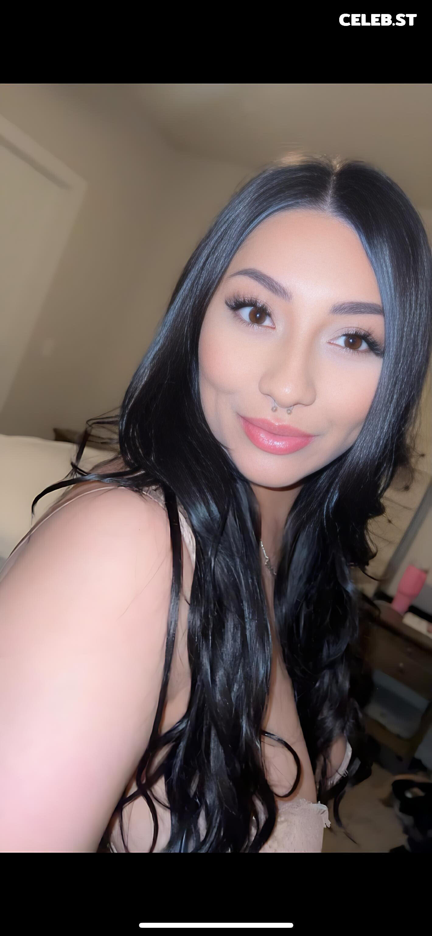 Sexy Big Titty latina BBW @Leeeenaq - goon material Image 12324067
