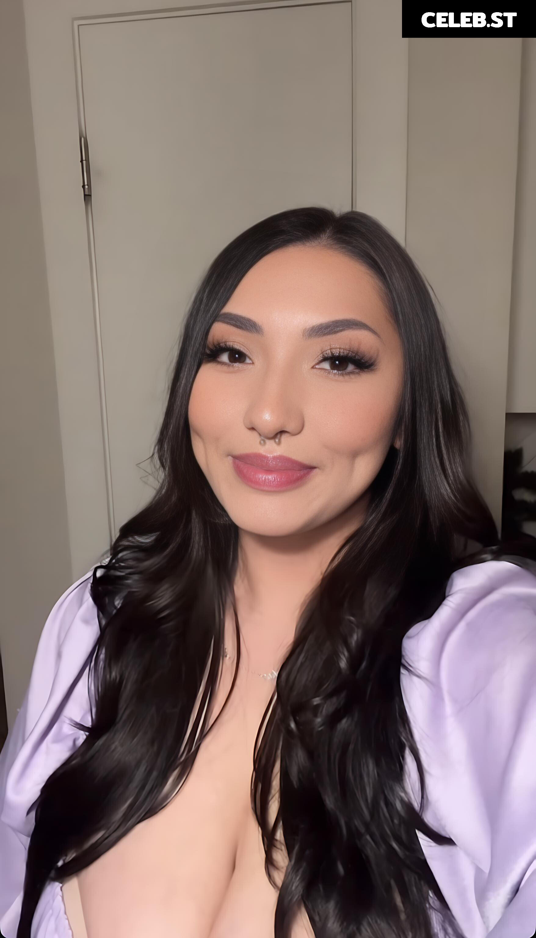 Sexy Big Titty latina BBW @Leeeenaq - goon material Image 12324075